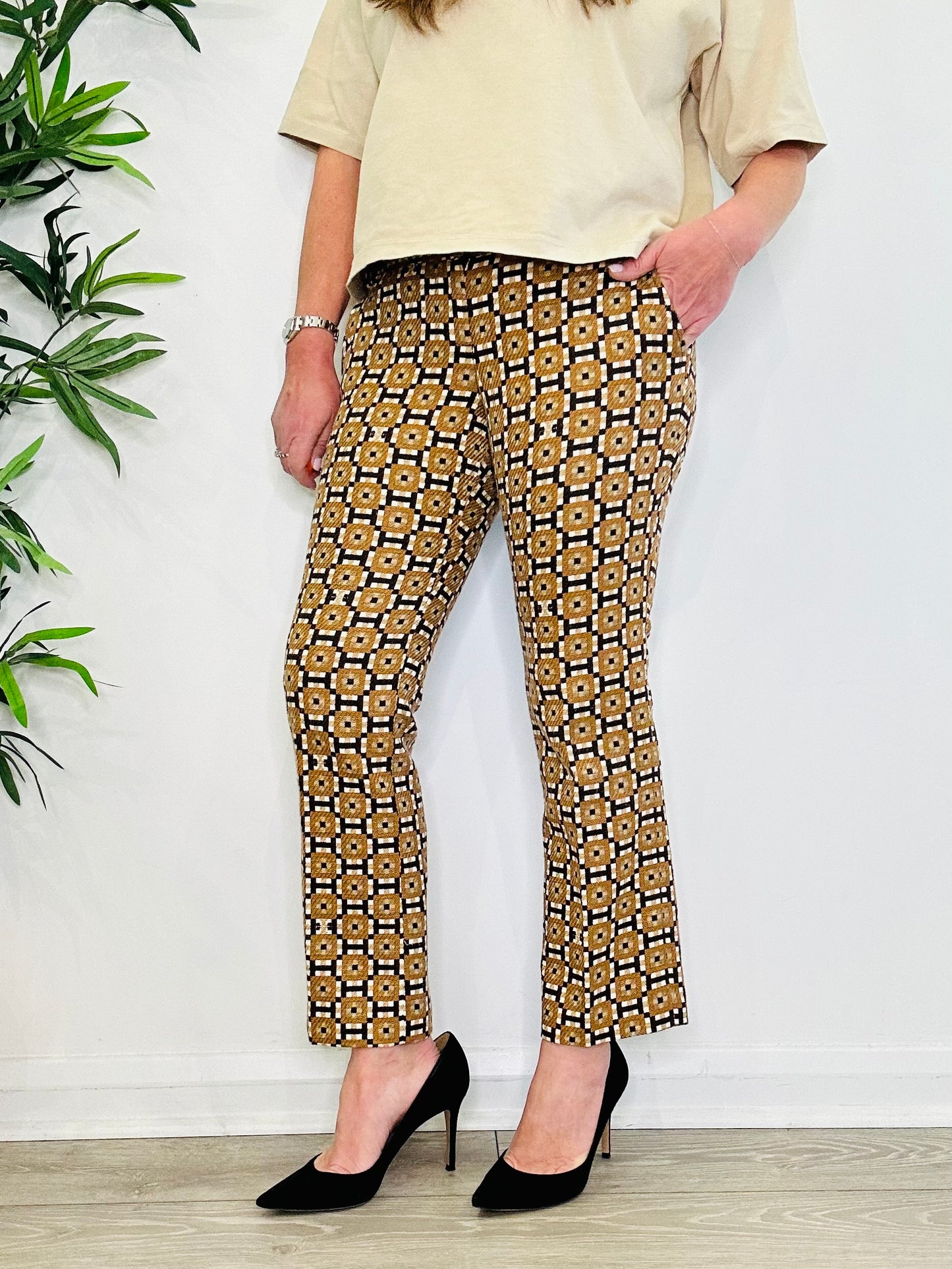 Patterned Cropped Trousers - Size 8