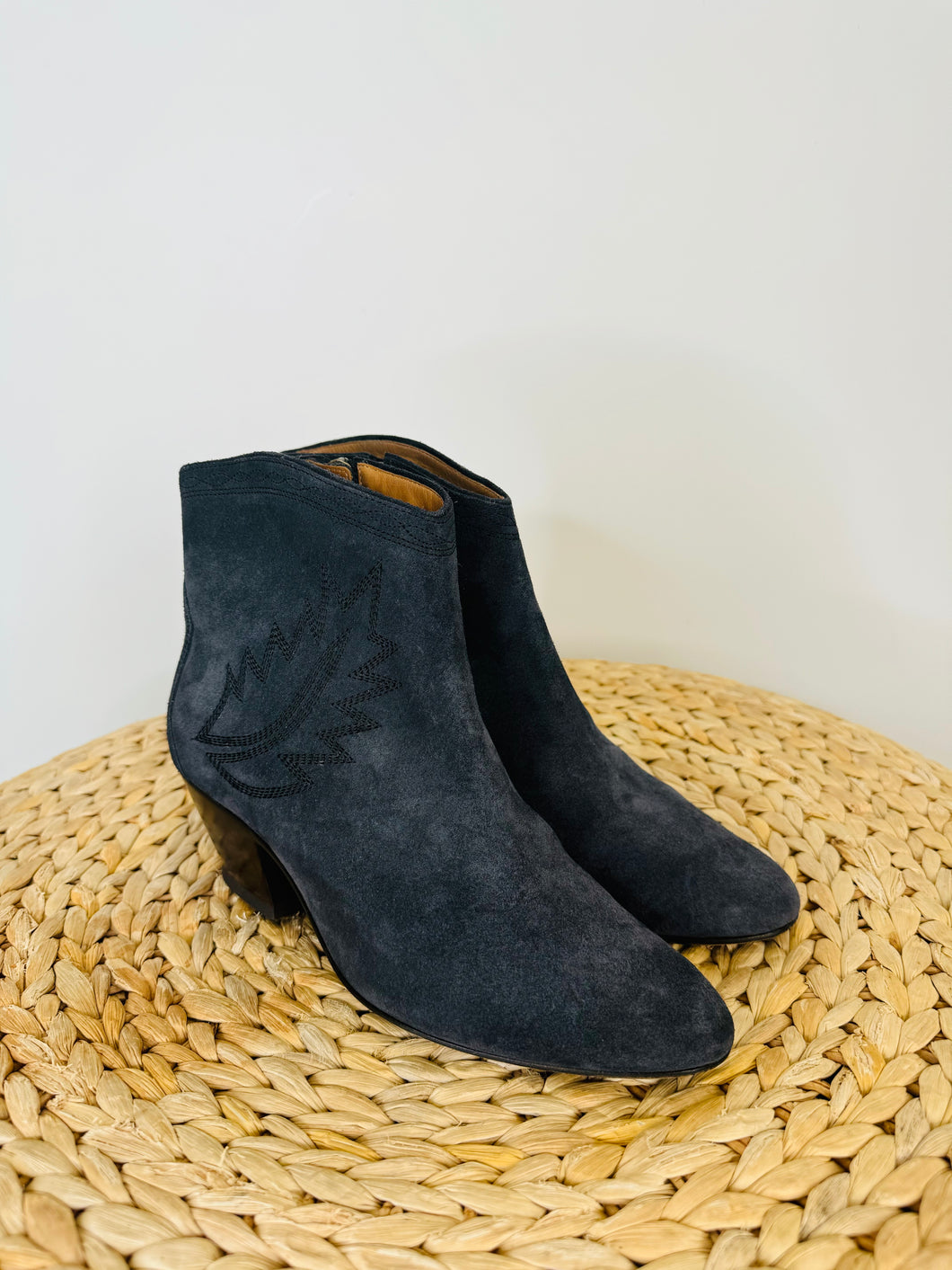 Suede Dacken Boots - Size 38