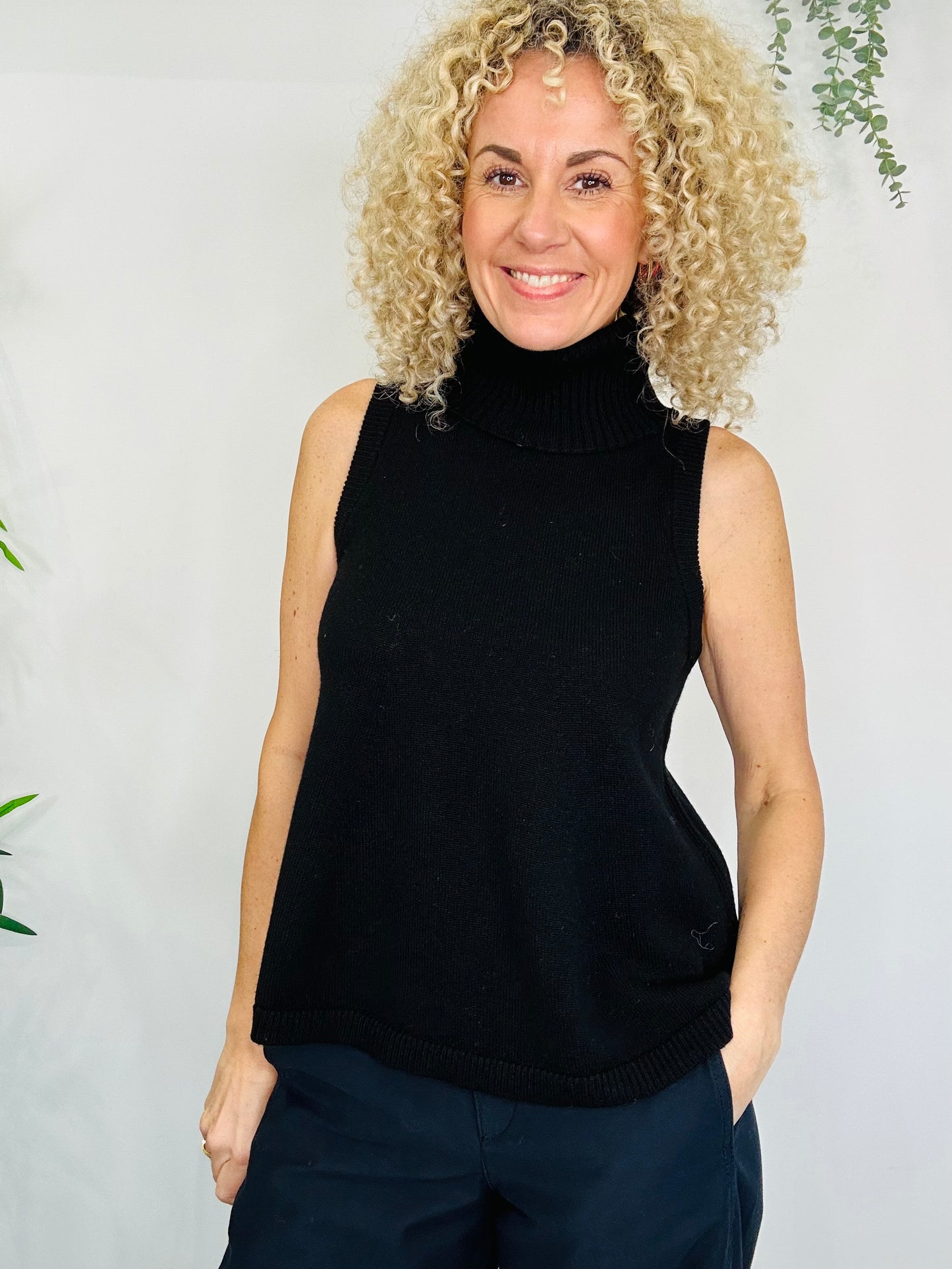 Knitted Tank - Size S