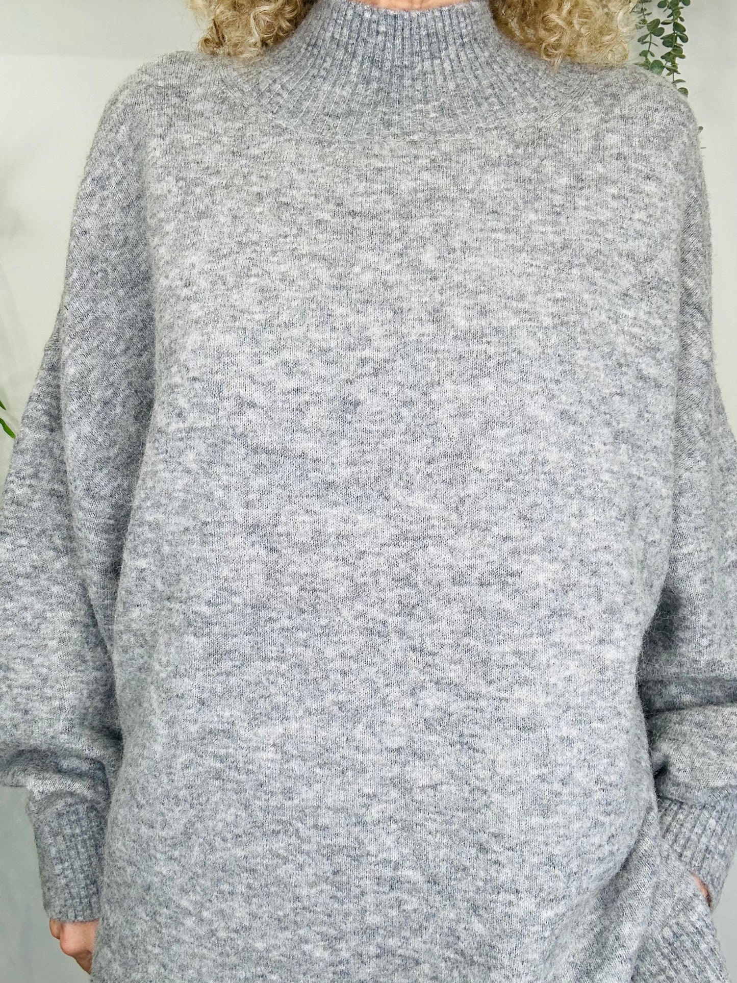 Oversized Jumper - Size M