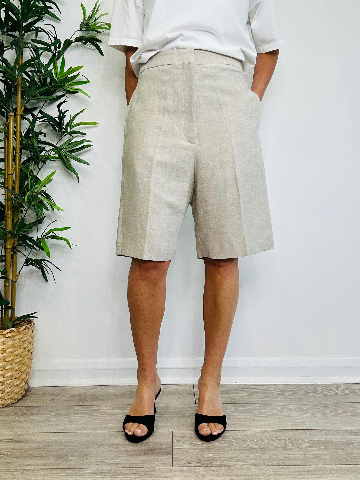 Linen Bermuda Shorts - Size 10