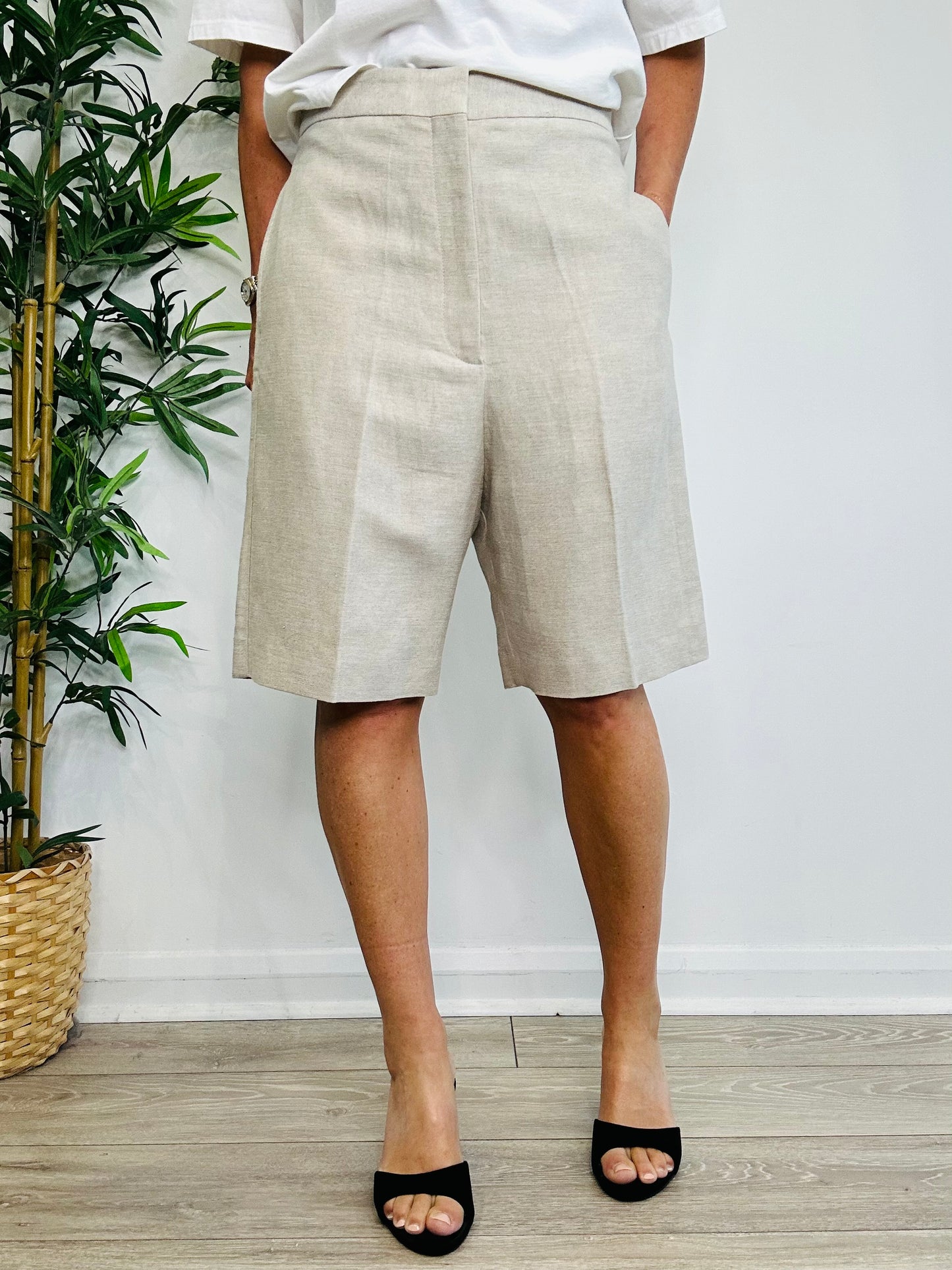 Linen Bermuda Shorts - Size 10