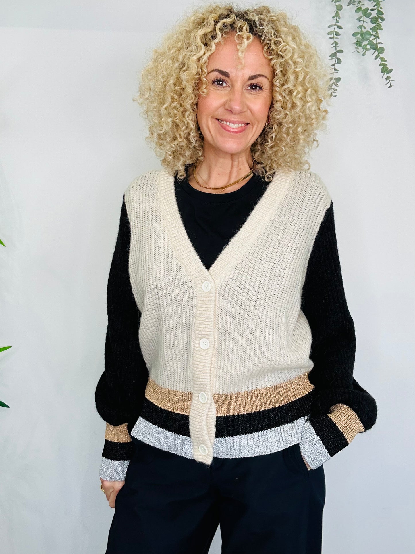 Knitted Cardigan - Size 38