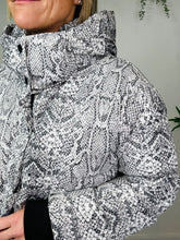 Load image into Gallery viewer, Snakeskin Print Puffer Jacket - Size S
