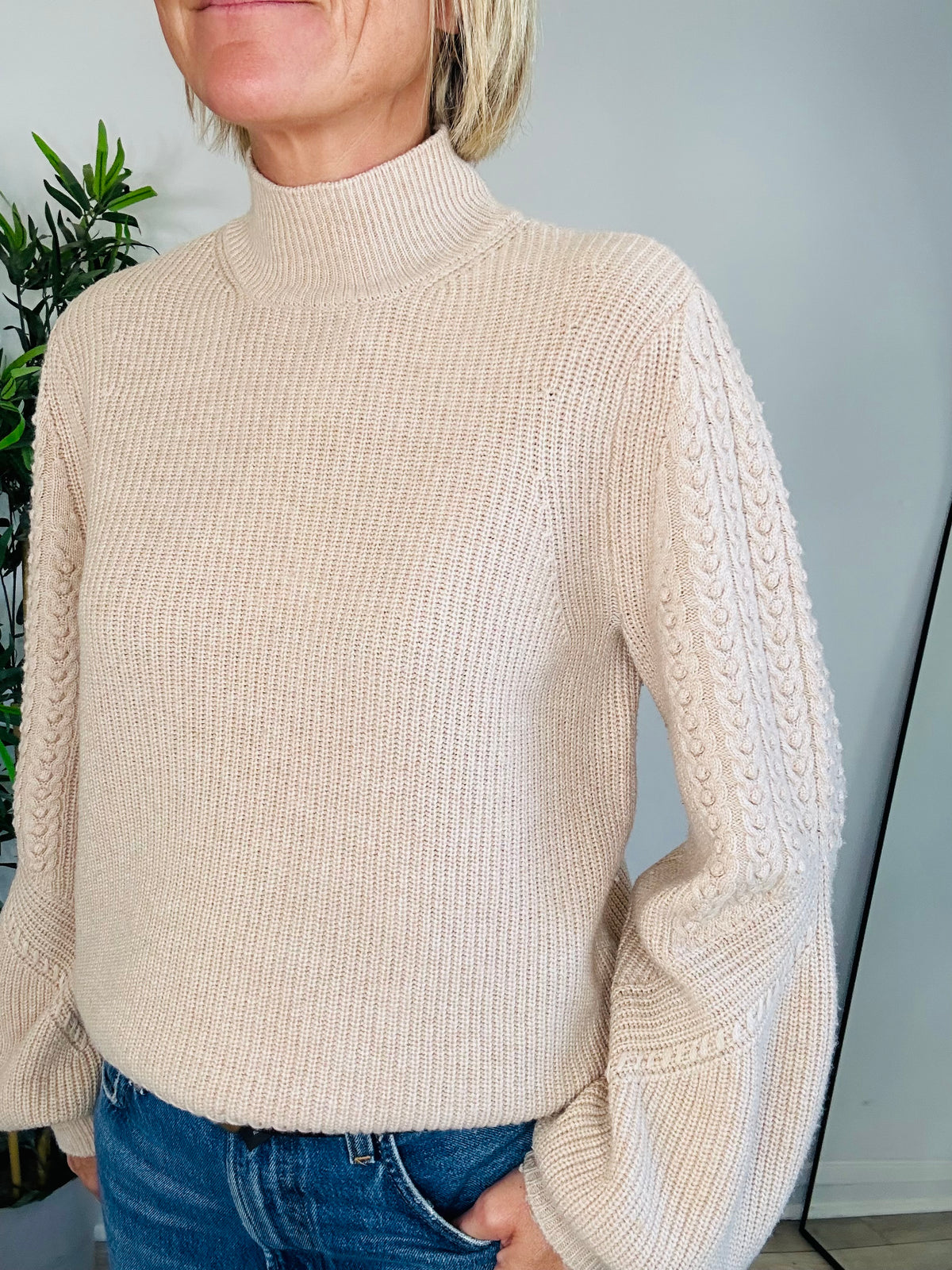 Knitted Wool Jumper - Size M
