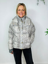 Load image into Gallery viewer, Snakeskin Print Puffer Jacket - Size S
