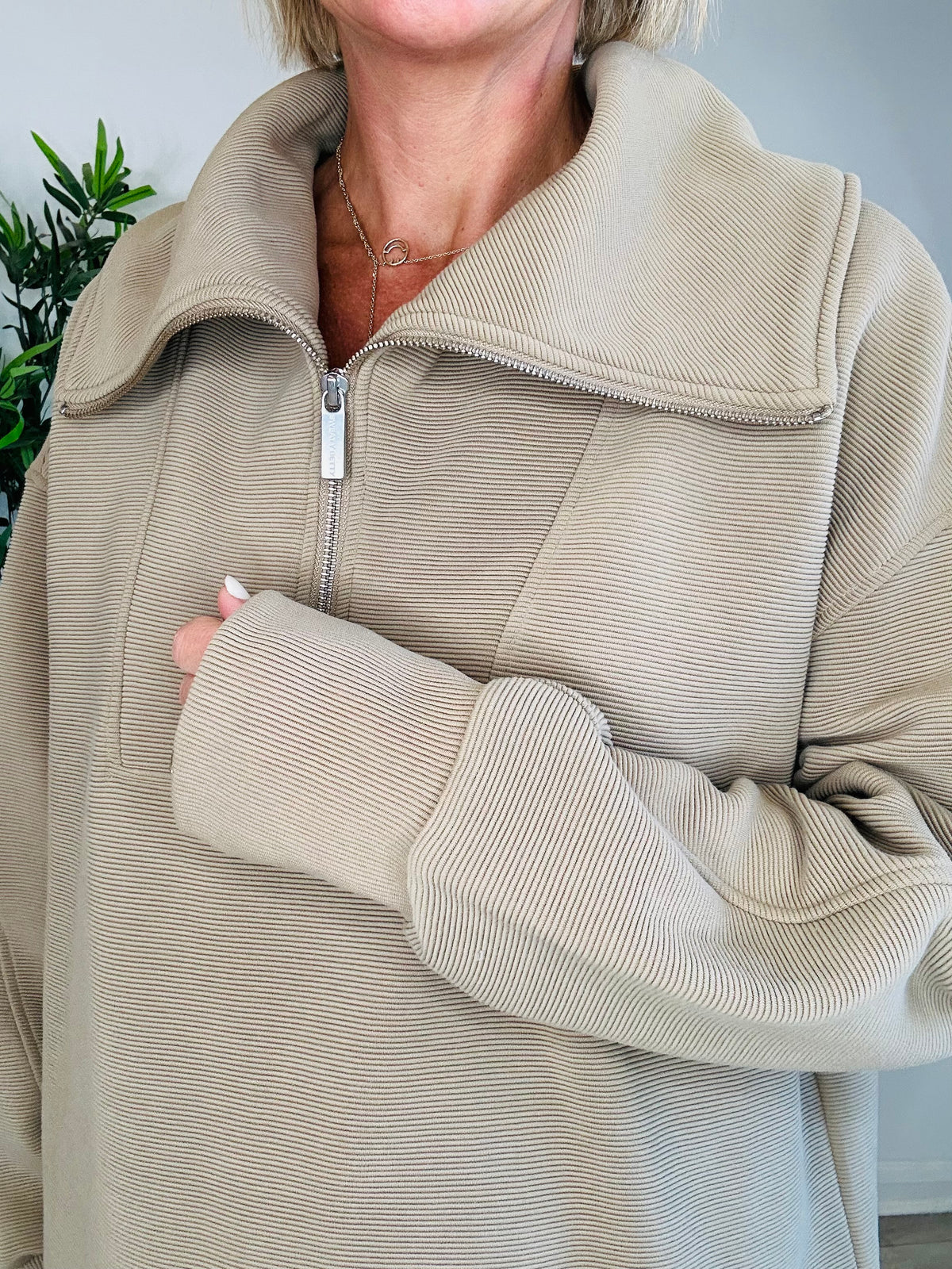 Ribbed Half Zip Jumper - Size L