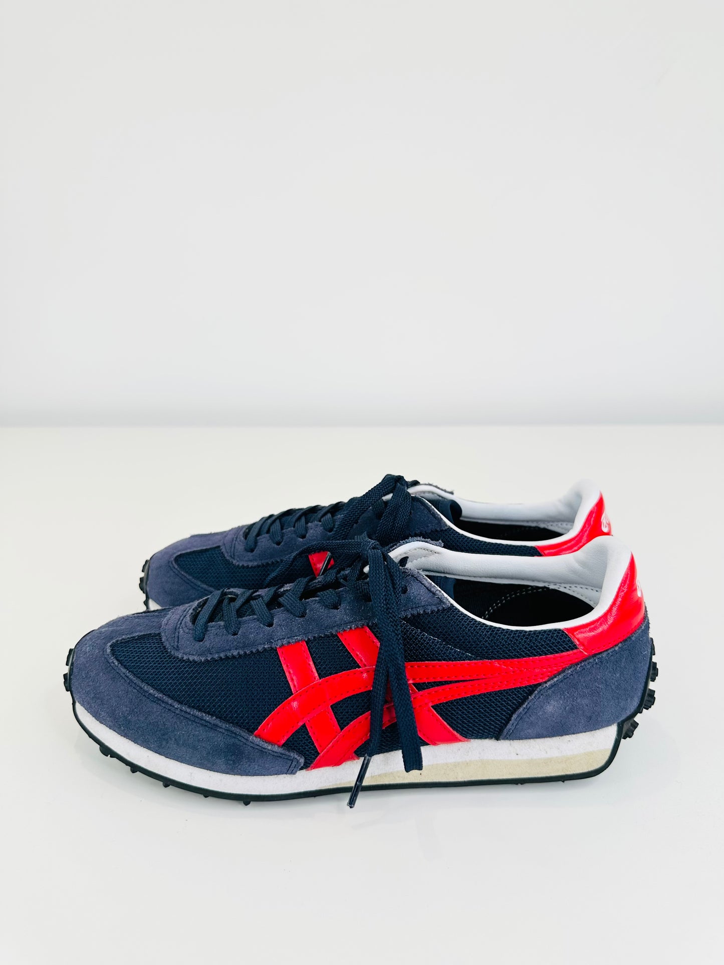 California Trainers - Size 39