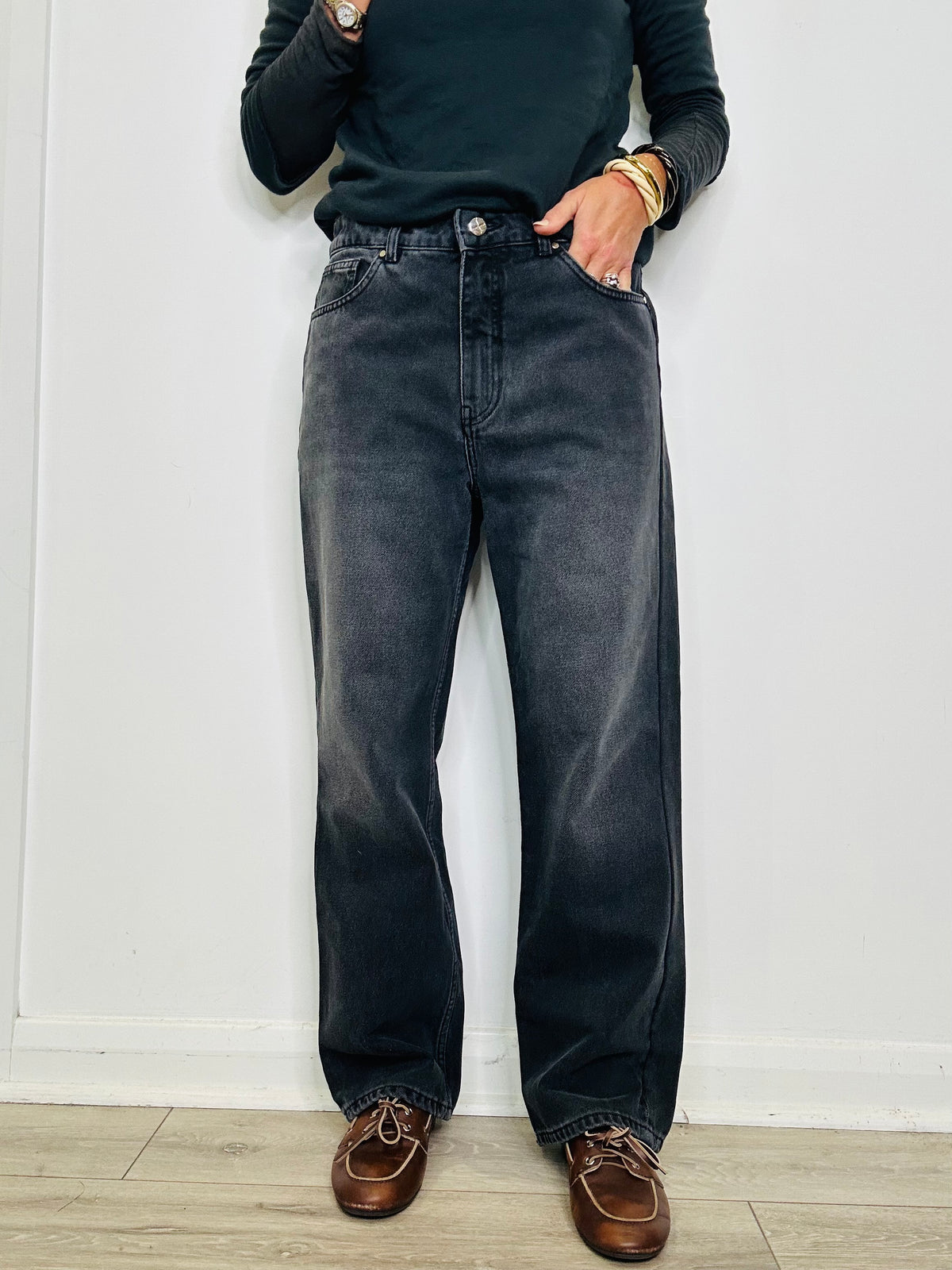Straight Leg Jeans - Size 29