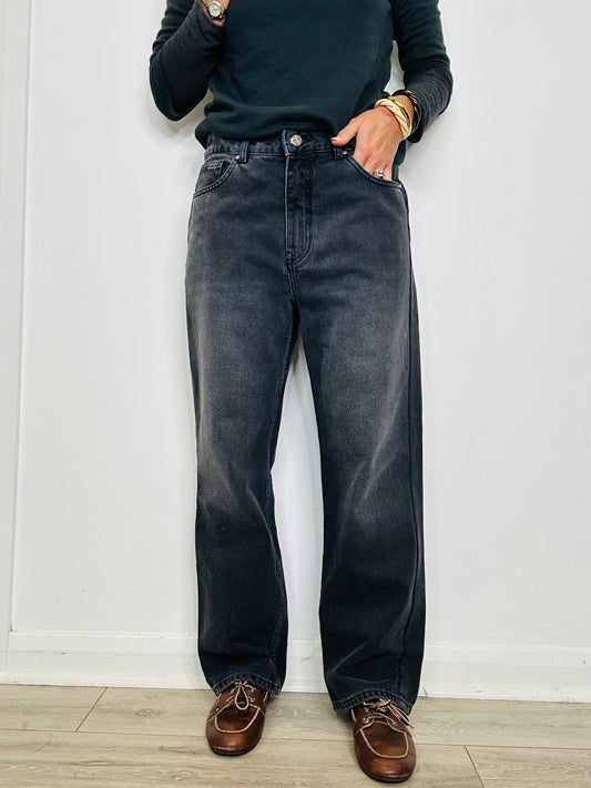 Straight Leg Jeans - Size 29