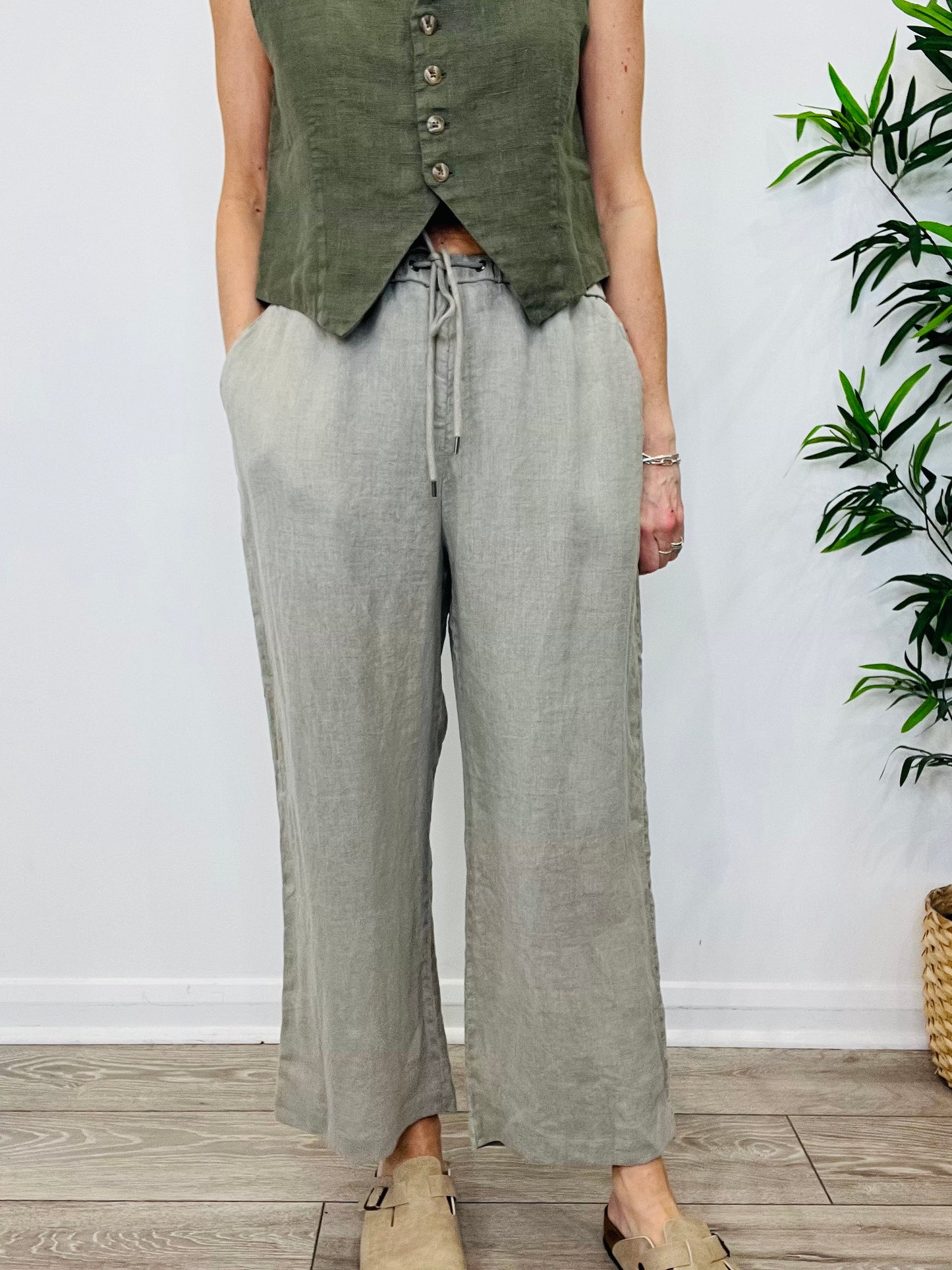 Linen Trousers - Size 4