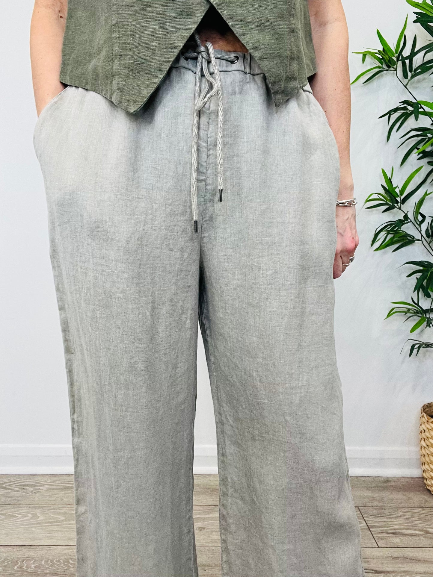 Linen Trousers - Size 4