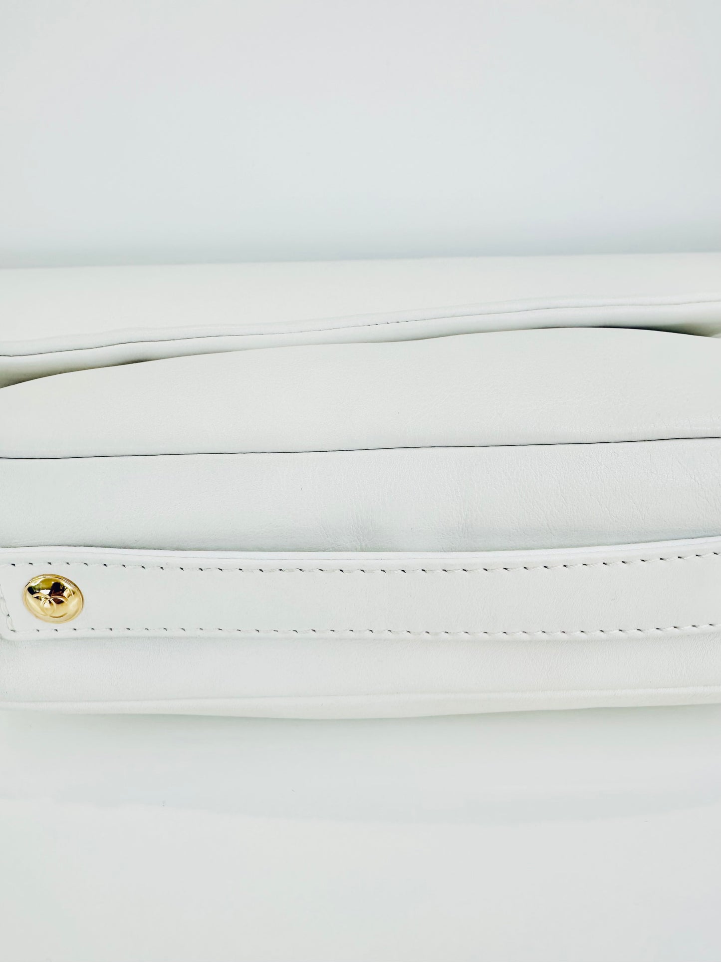 Rodeo Drive Flap Shoulder Bag