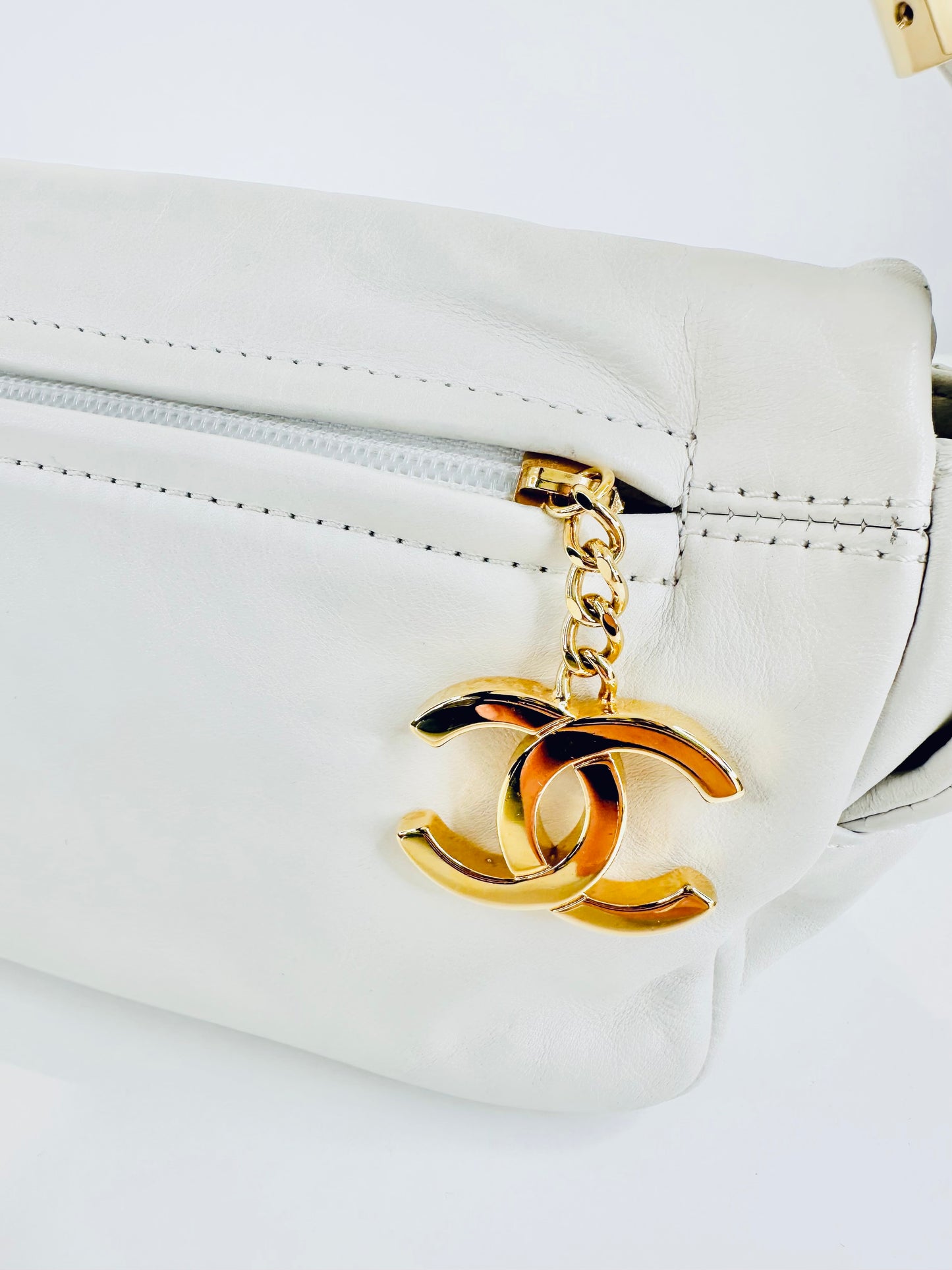 Rodeo Drive Flap Shoulder Bag