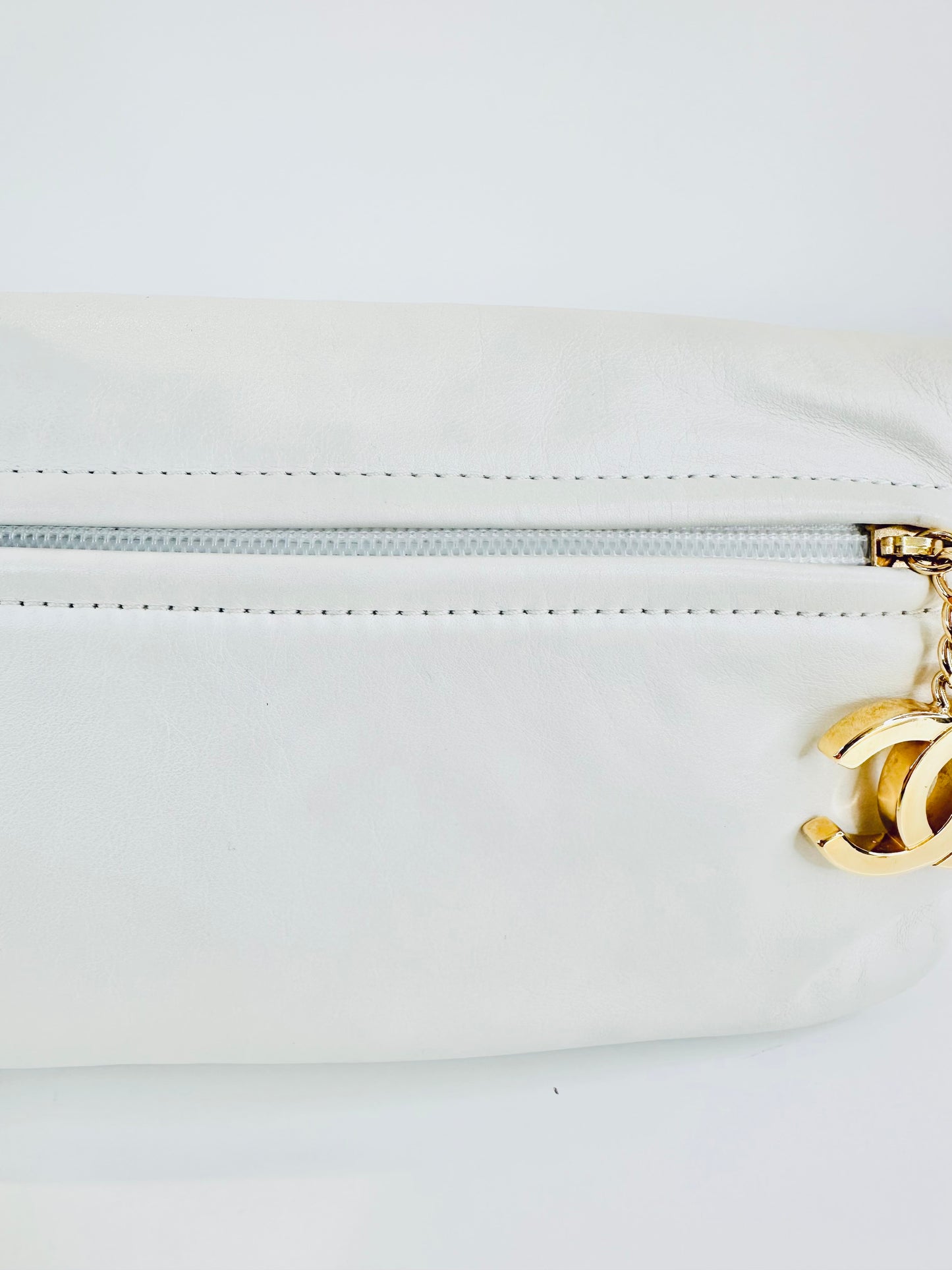 Rodeo Drive Flap Shoulder Bag