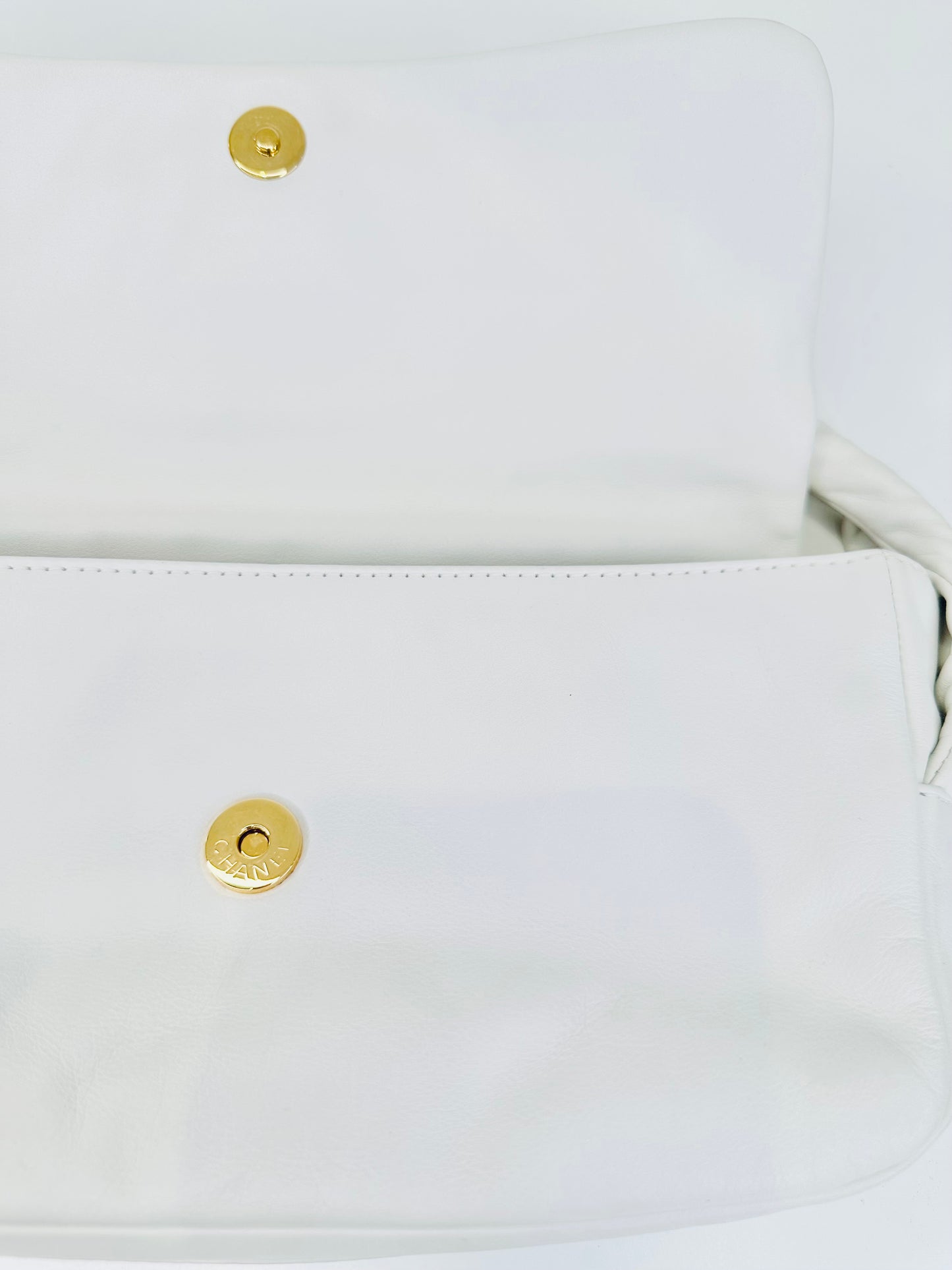 Rodeo Drive Flap Shoulder Bag