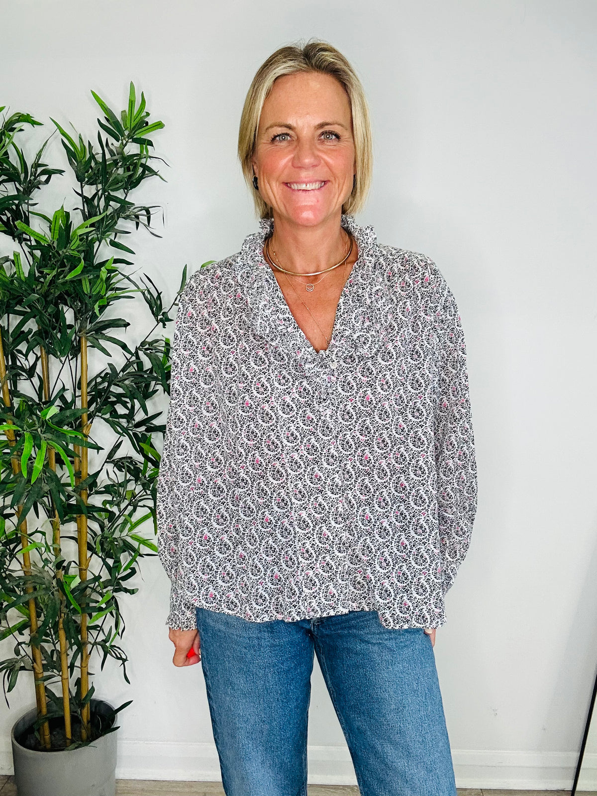 Pamias Shirt - Size 36