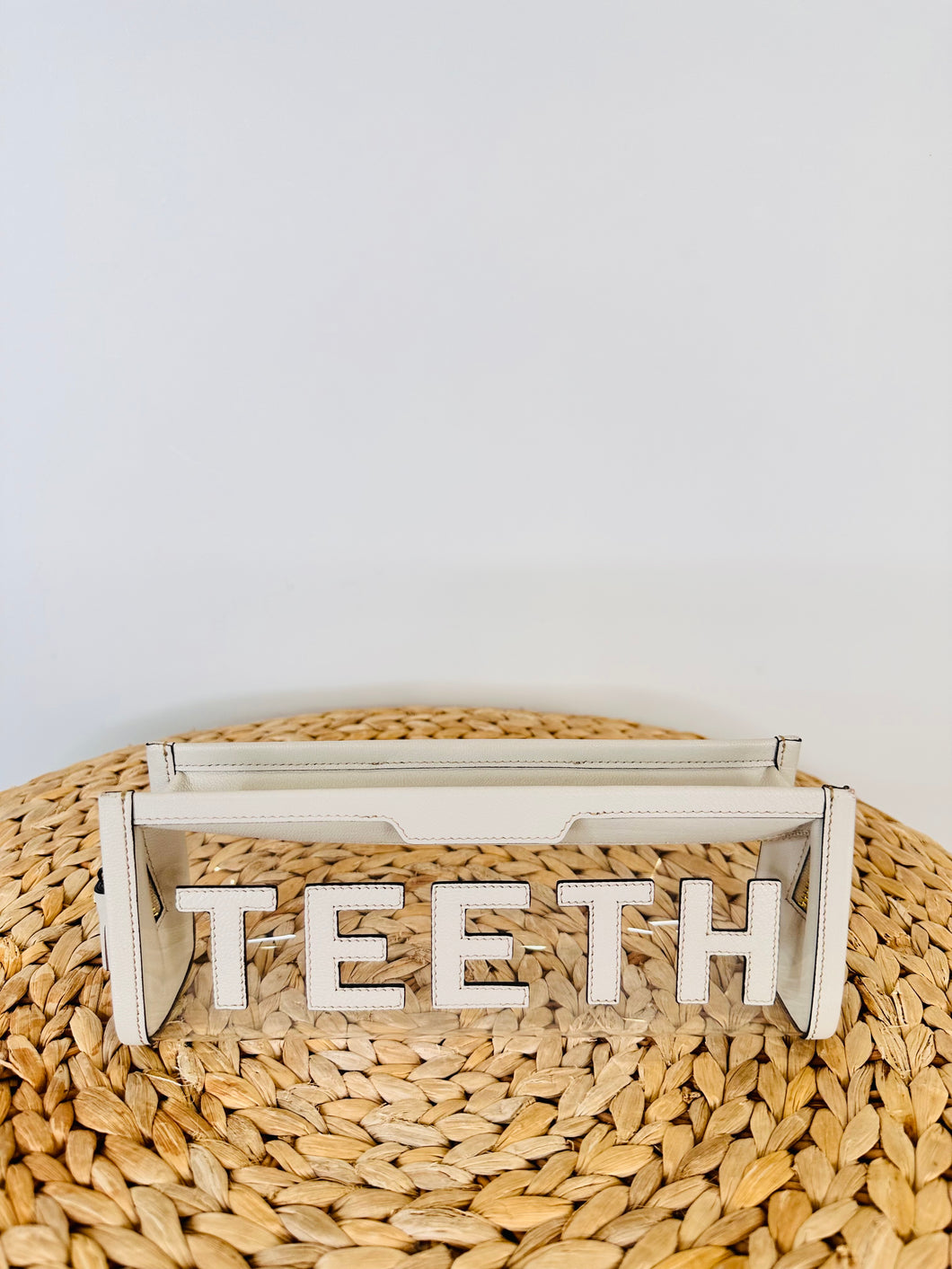 Teeth Pouch