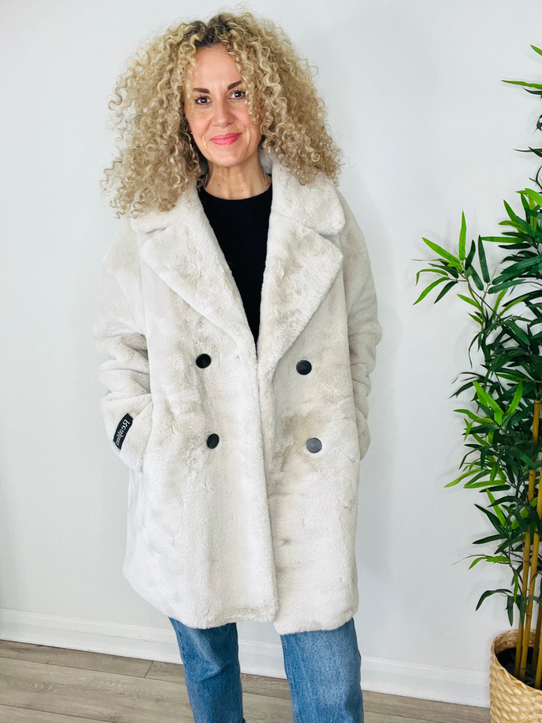 Jeanette Faux Fur Coat - Size M