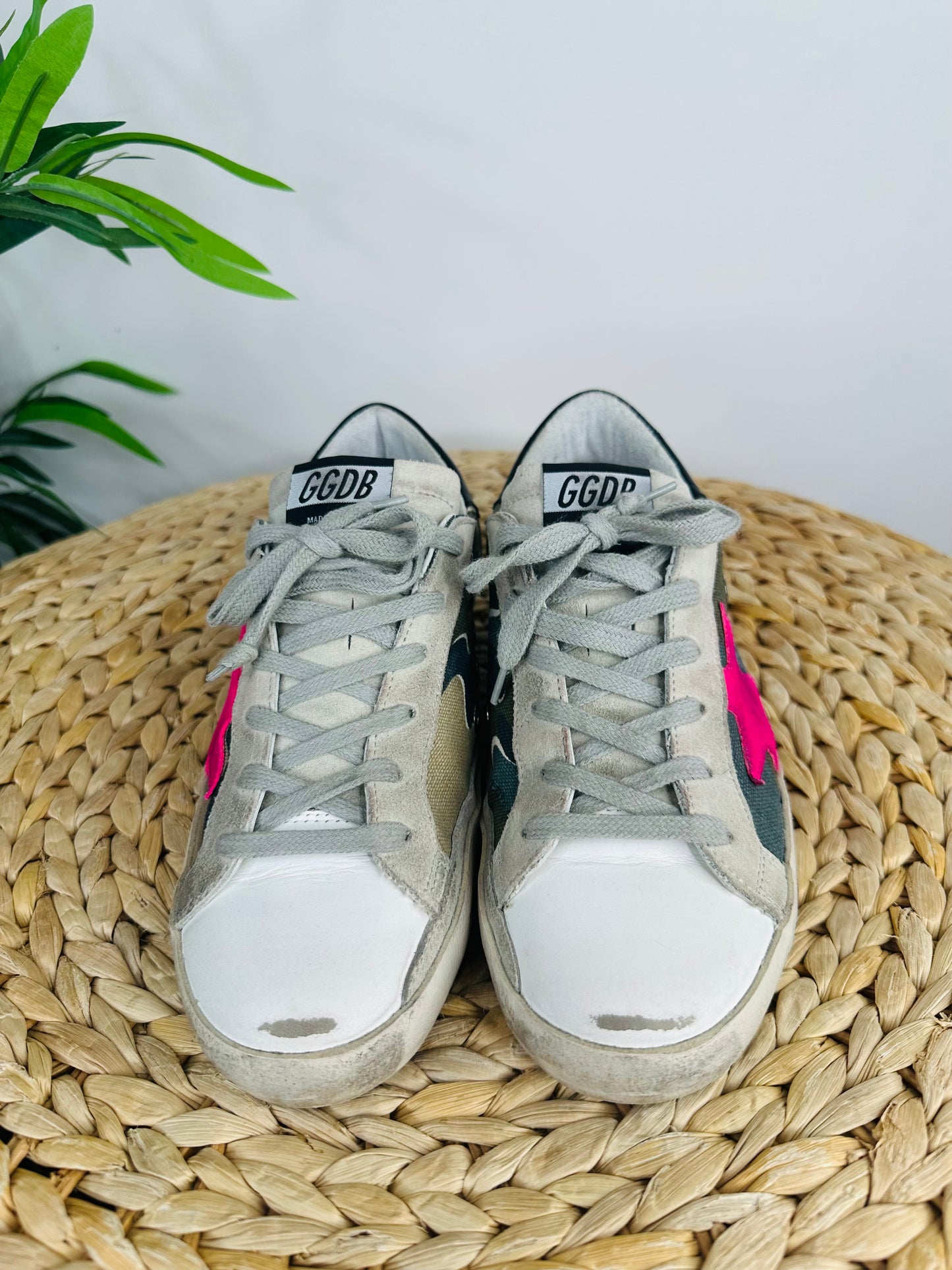 Superstar Trainers - Size 37