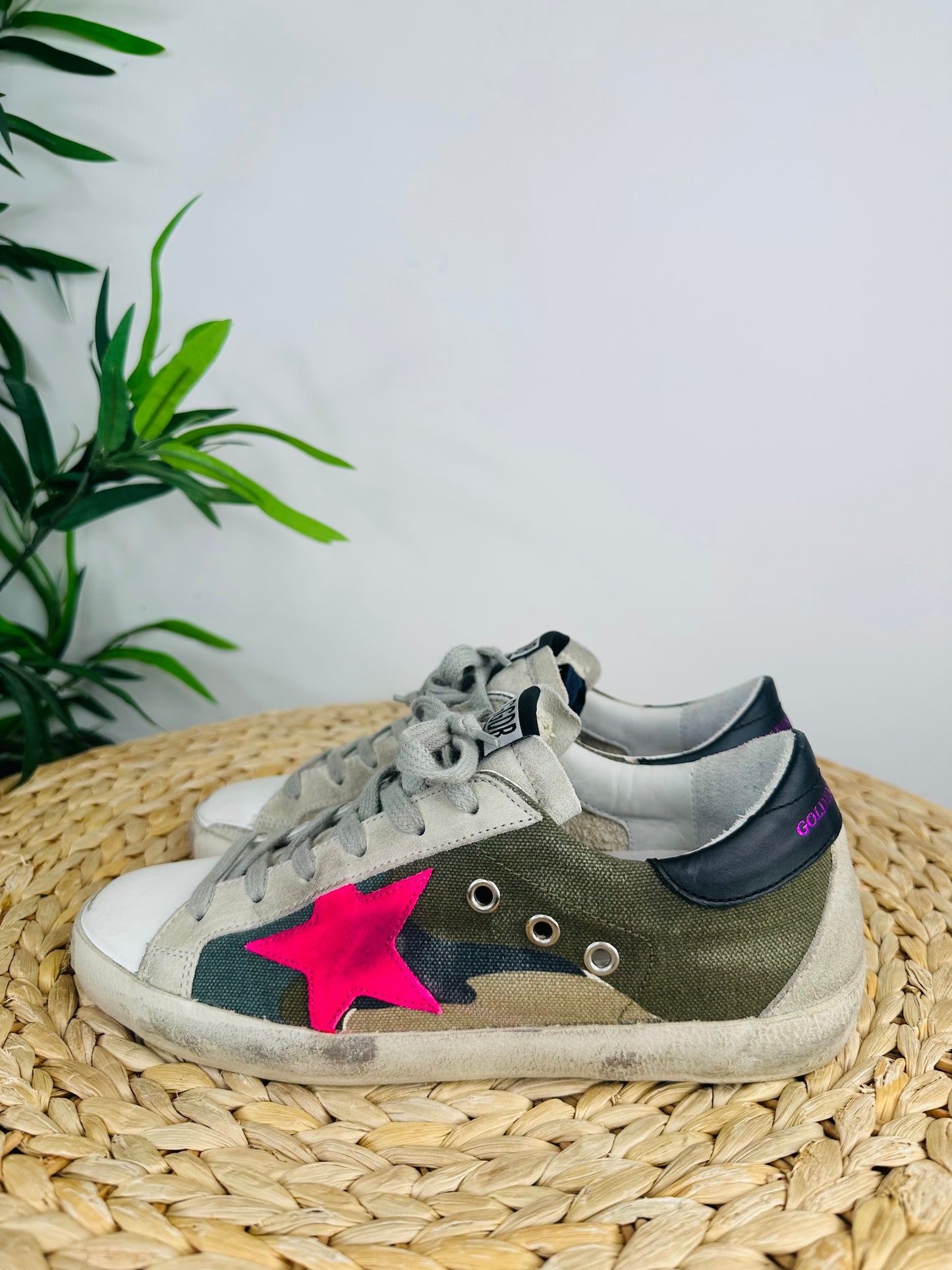 Superstar Trainers - Size 37