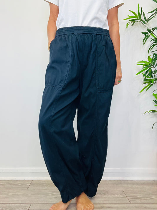 Cargo Trousers - Size 18