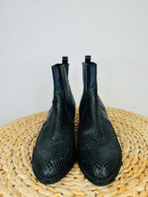 Load image into Gallery viewer, Snakeskin Boots - Size 41
