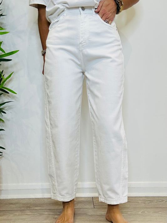 Barrel Leg Jeans - Size 34