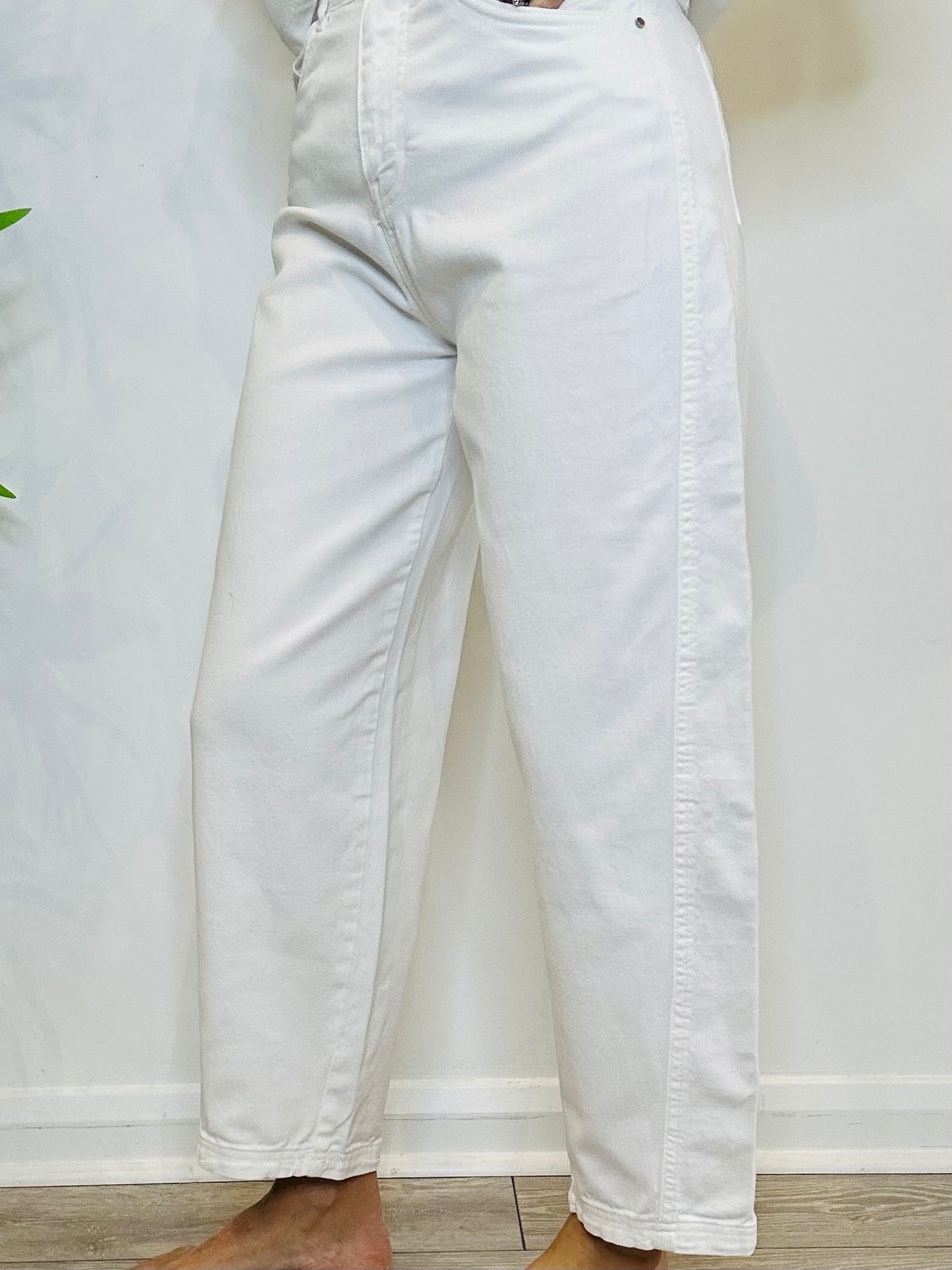 Barrel Leg Jeans - Size 34