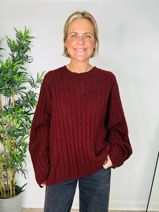 Cashmere Cable Knit Jumper - Size M