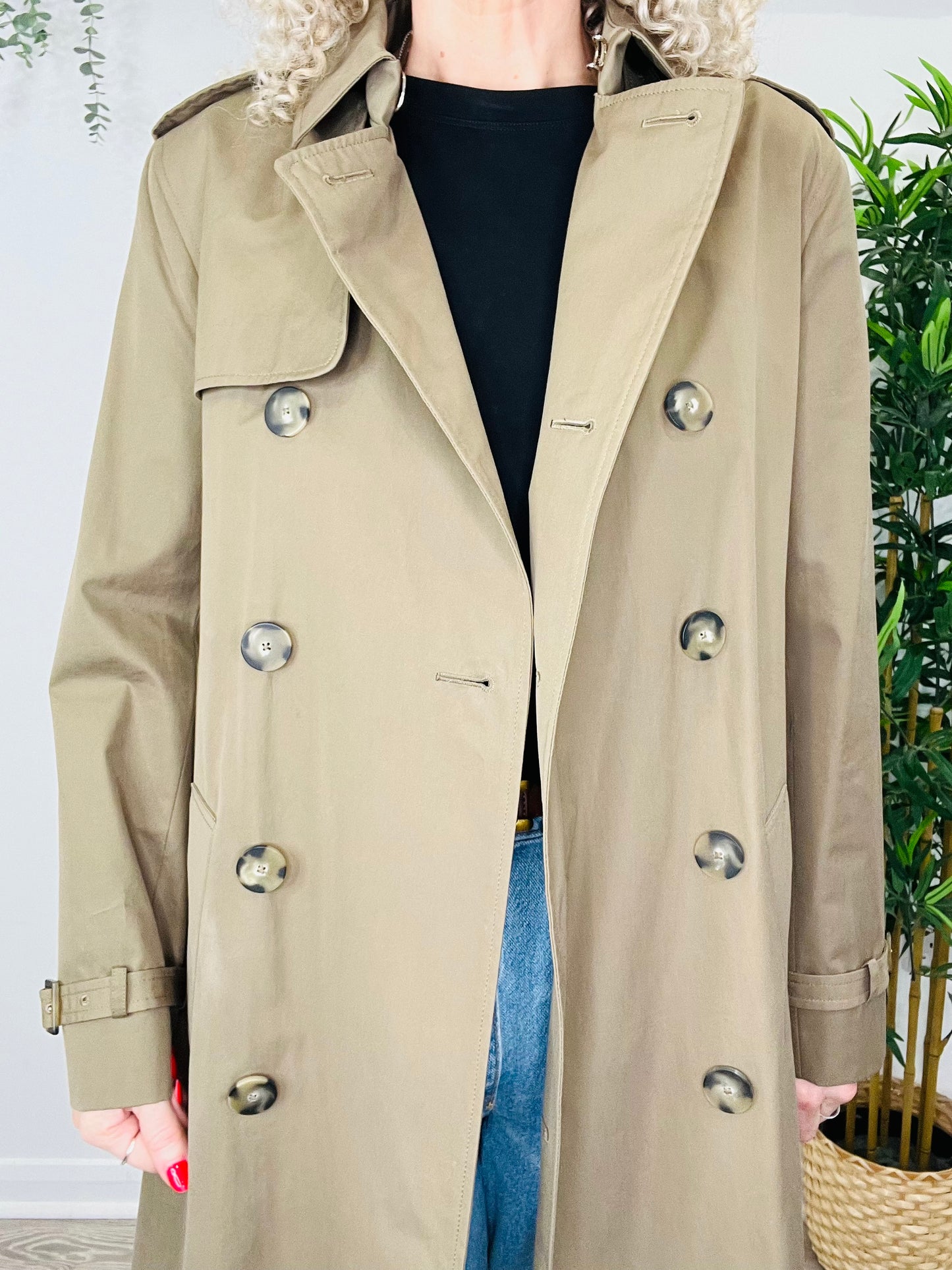 Trench Coat - Size L