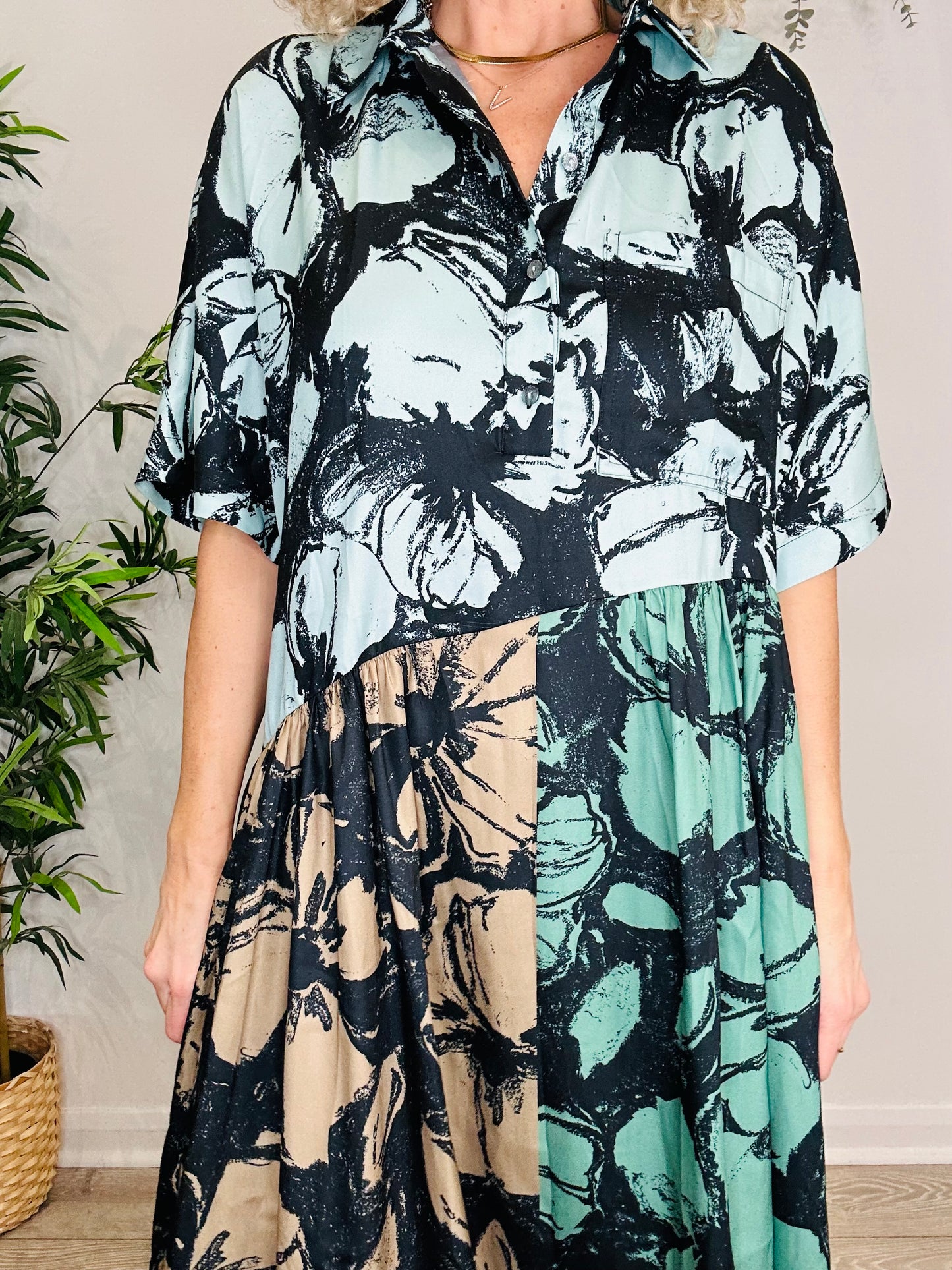 Patterned Midi Dress - Size M