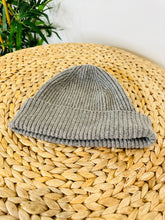 Load image into Gallery viewer, Wool Ribbed Beanie

