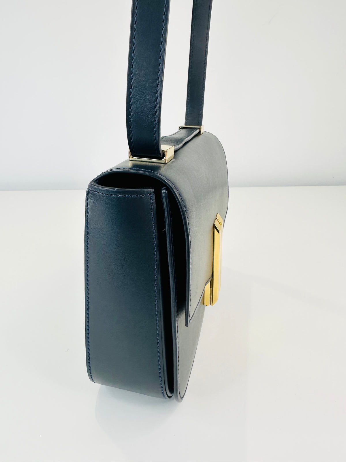 The Vancouver Bag