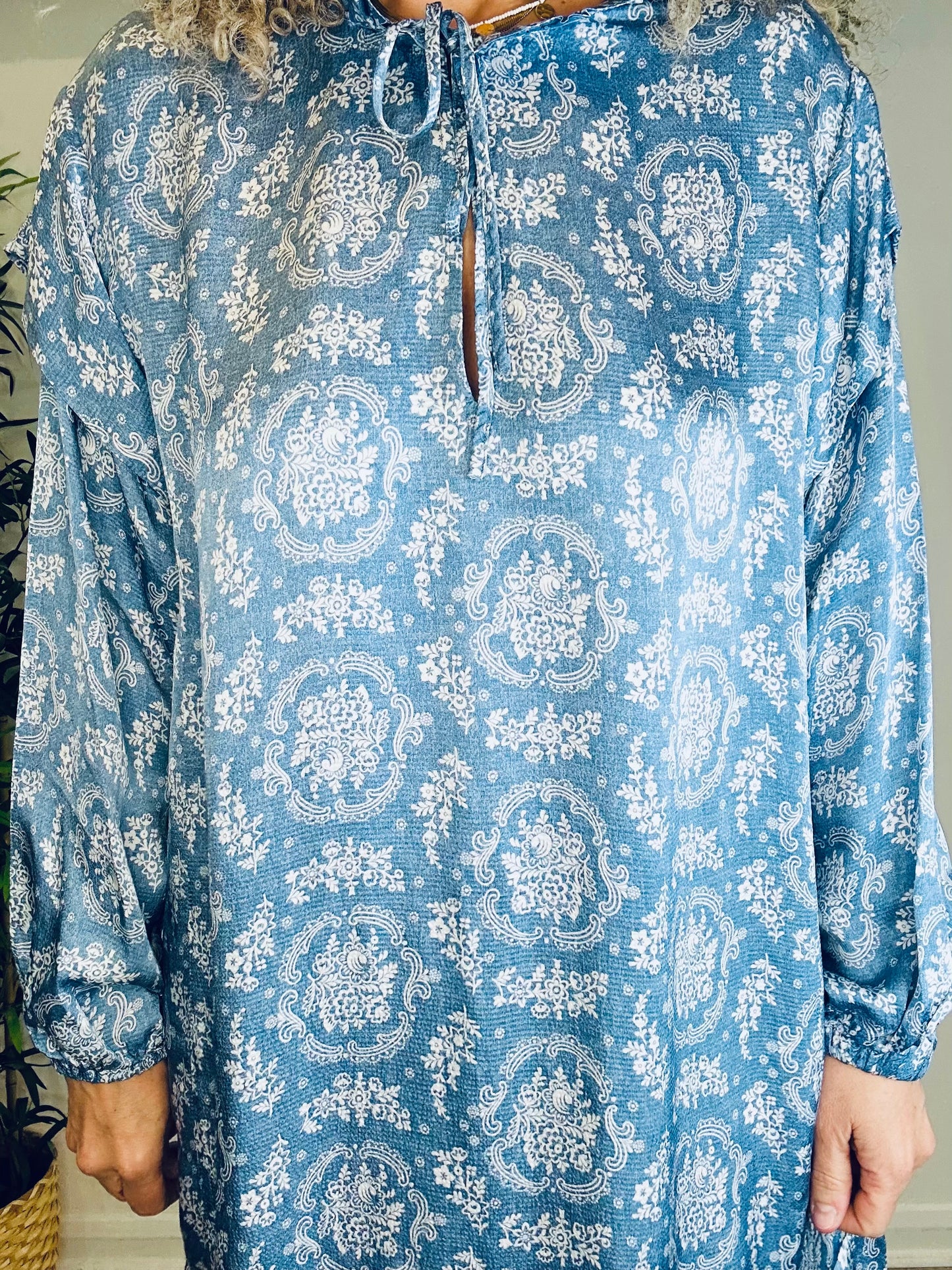 Short Patterned Dress - Size S