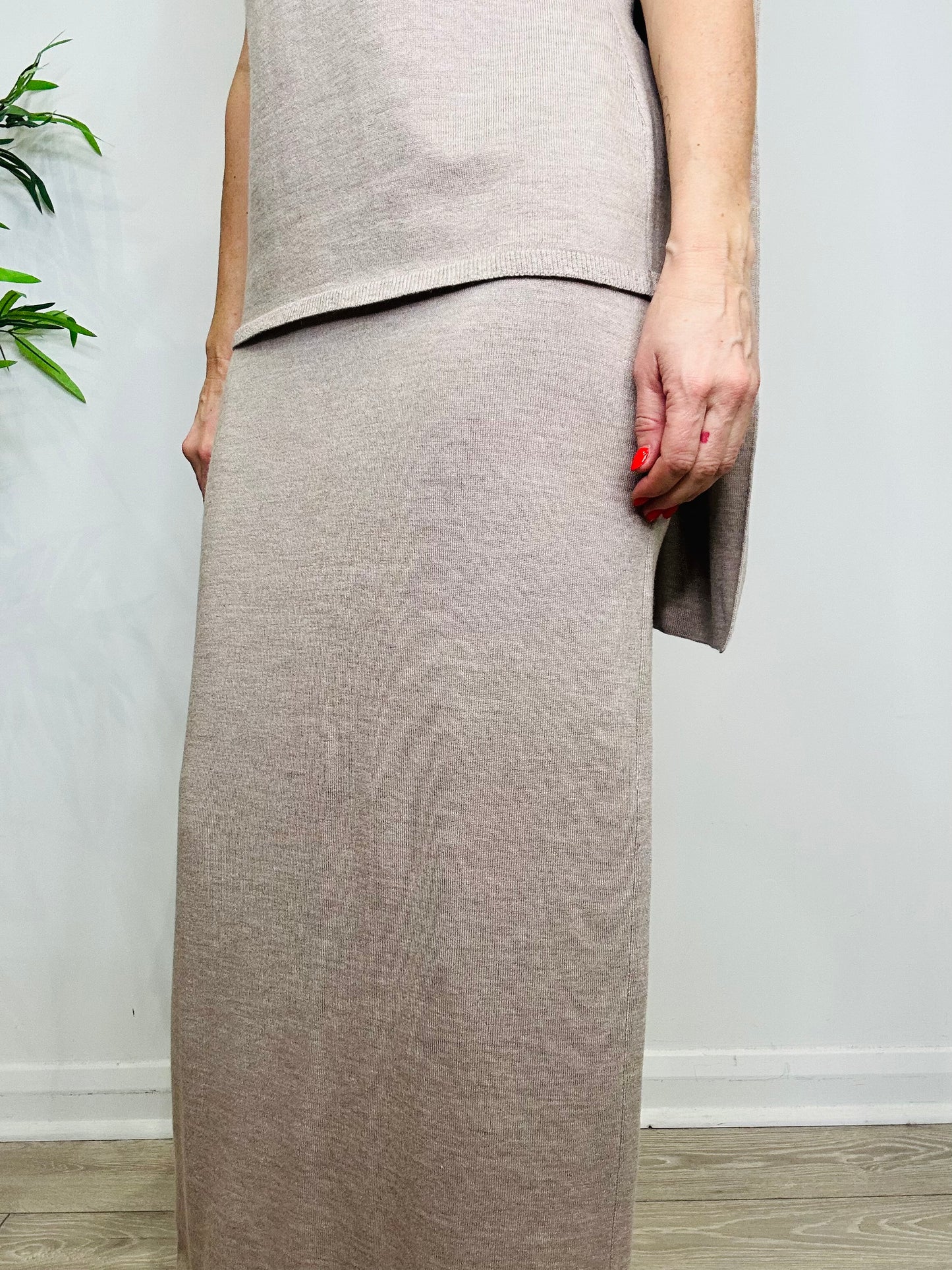 Wool Top & Skirt Set - Size 42