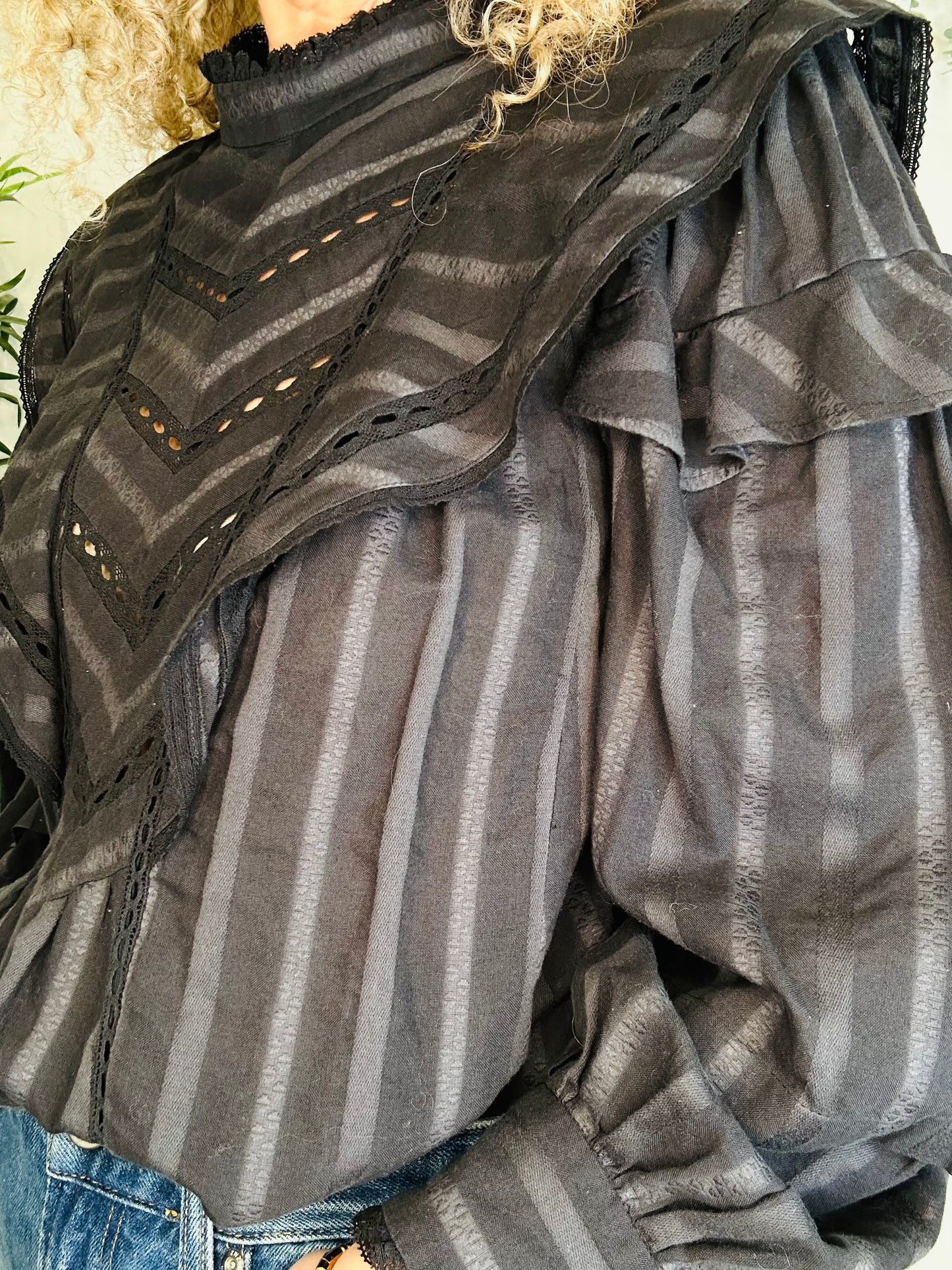 Reign Shirt - Size 36