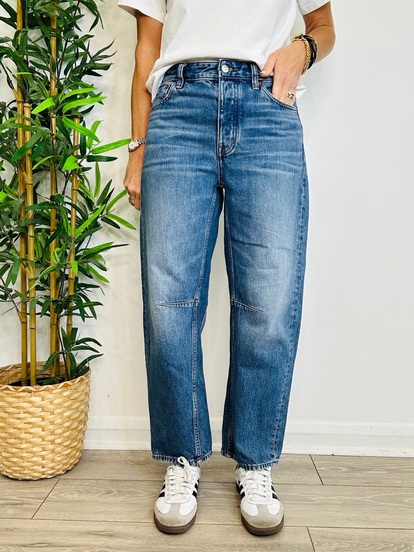 Darted Barrel Jeans - Size 25