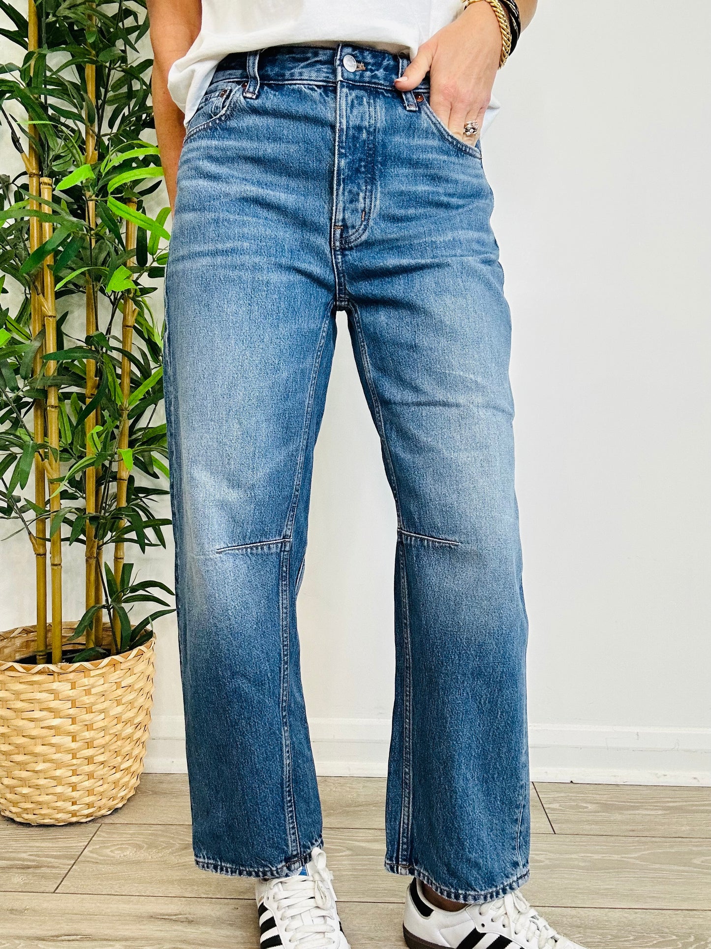 Darted Barrel Jeans - Size 25