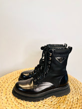 Load image into Gallery viewer, Leather Chunky Boots - Size 39
