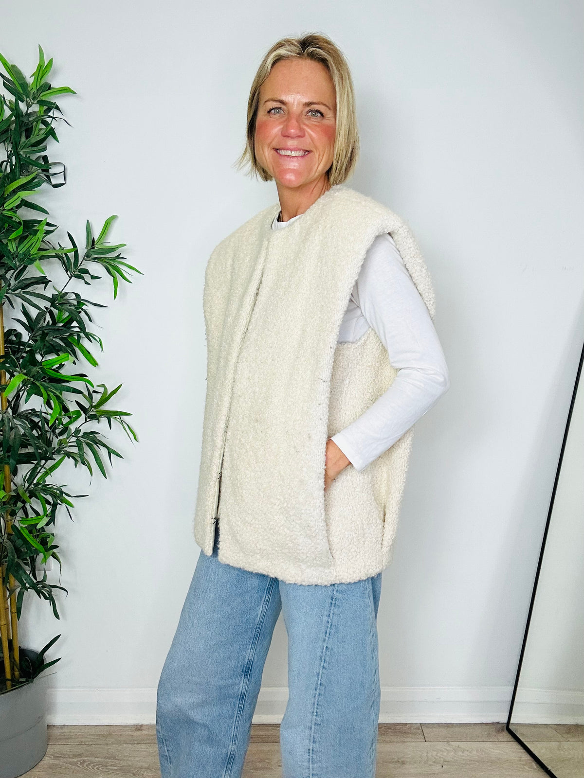 Gwendae Boucle Gilet - Size 42