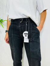 Load image into Gallery viewer, Norma Cargo Jeans - Size 26
