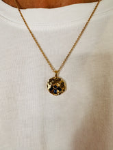 Load image into Gallery viewer, Coin Sparkle Pendant
