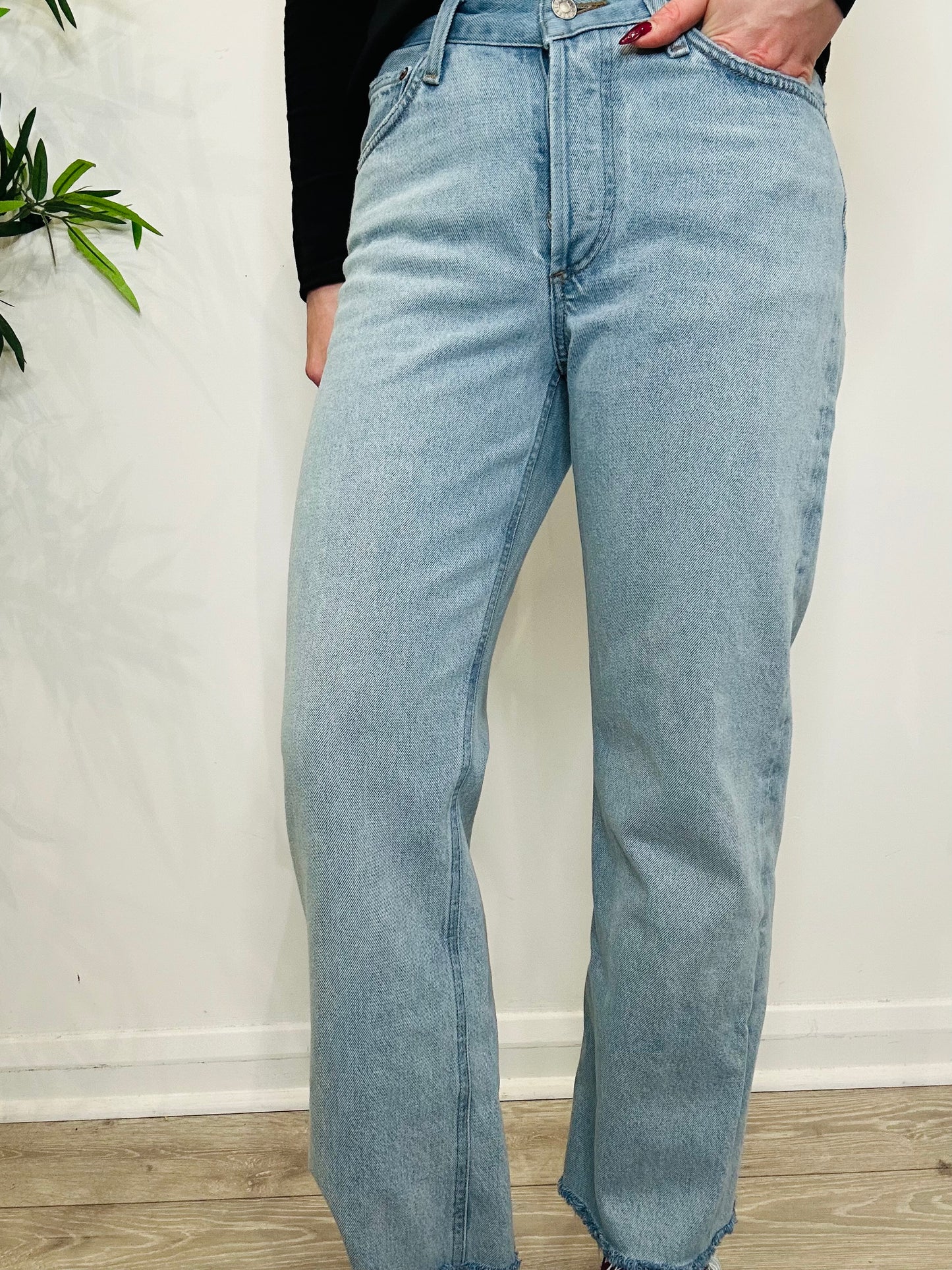 V Waist Jeans - Size 26
