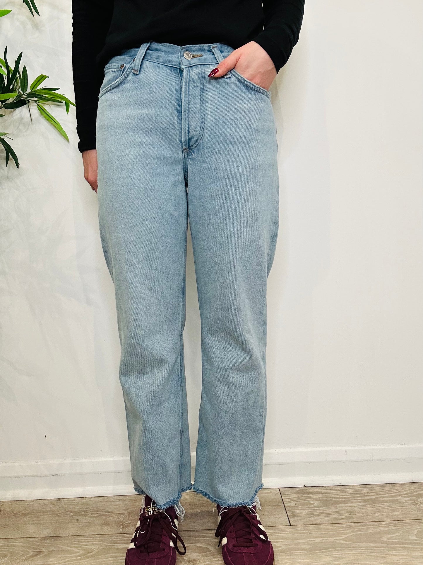 V Waist Jeans - Size 26