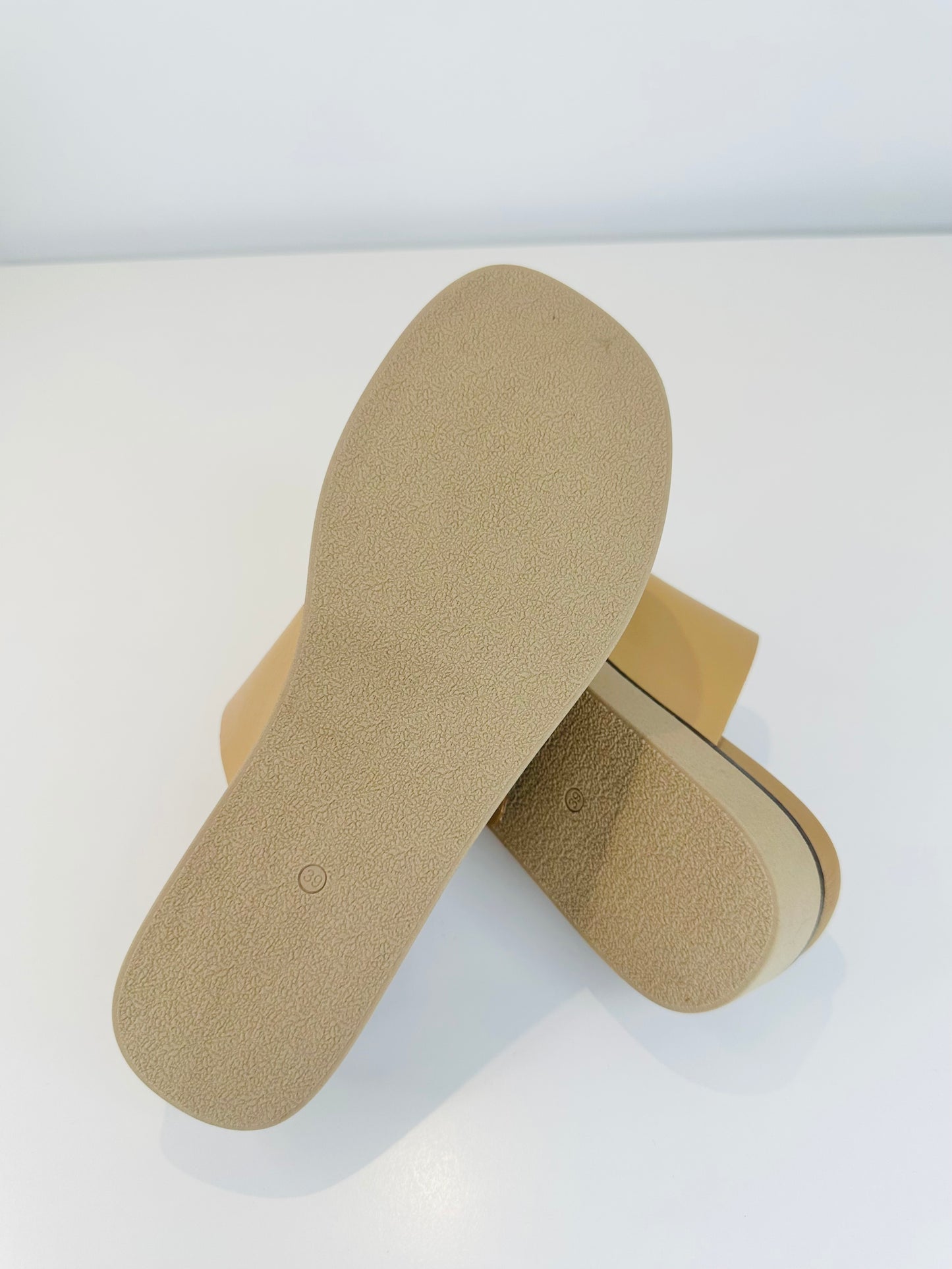 Seattle Leather Sandals - Size 39