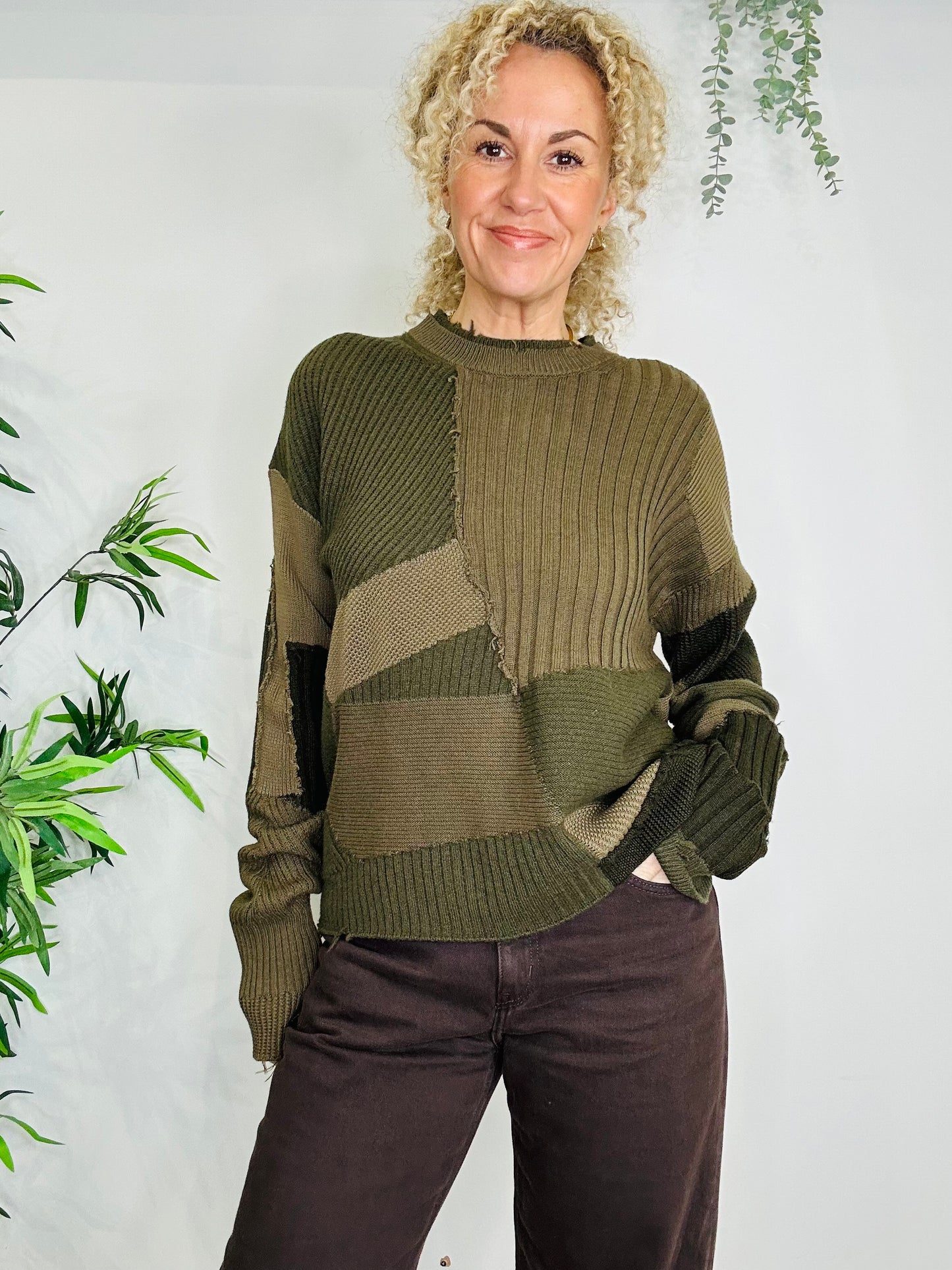 Knitted Jumper - Size M