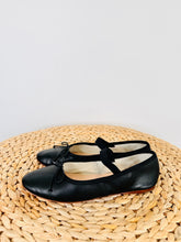 Load image into Gallery viewer, Leonie Ballet Flats - Size 36.5
