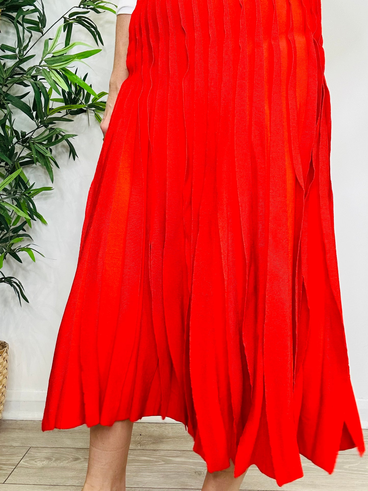 Pleated Knitted Skirt - Size S