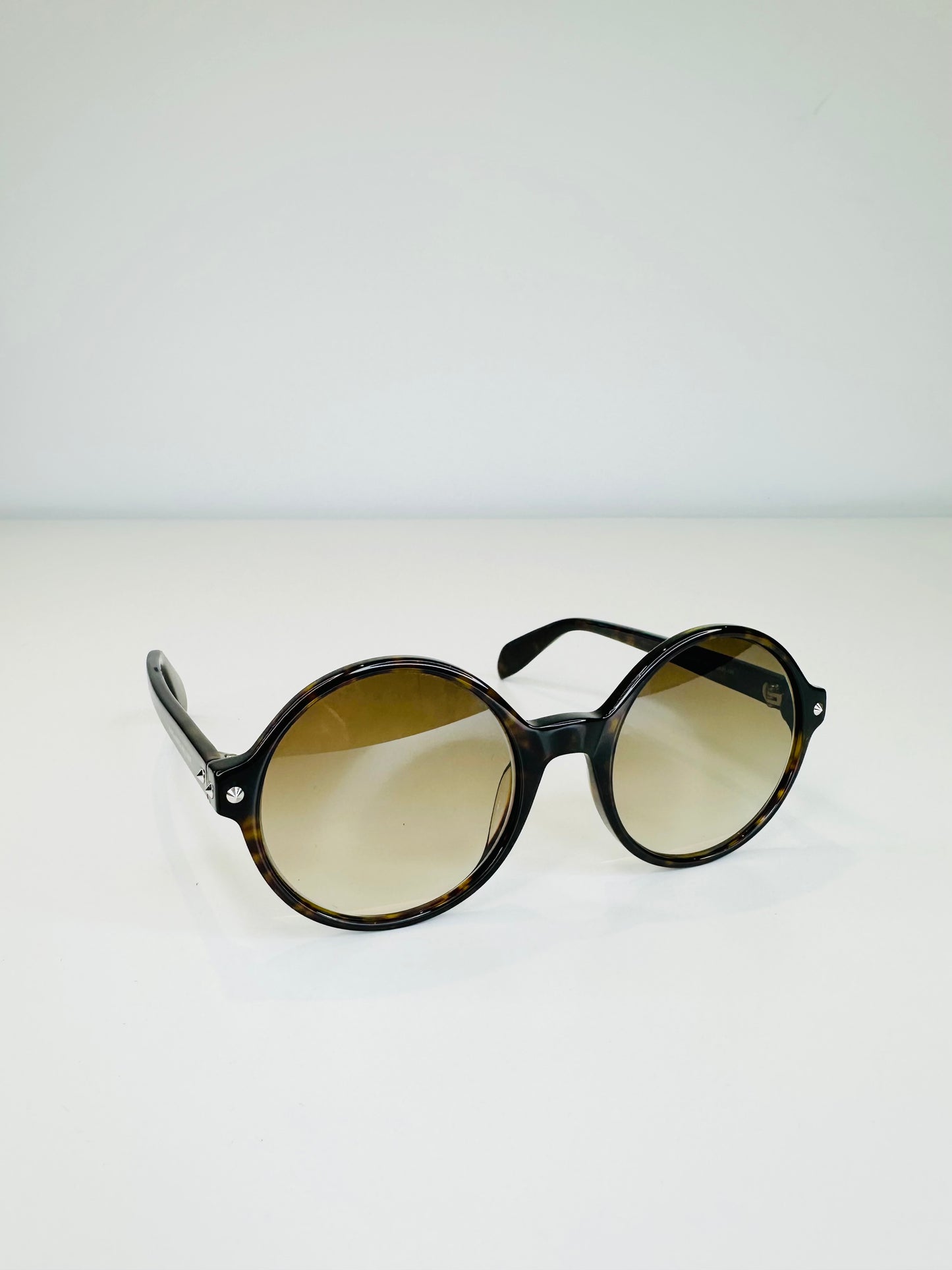 Round Frame Sunglasses